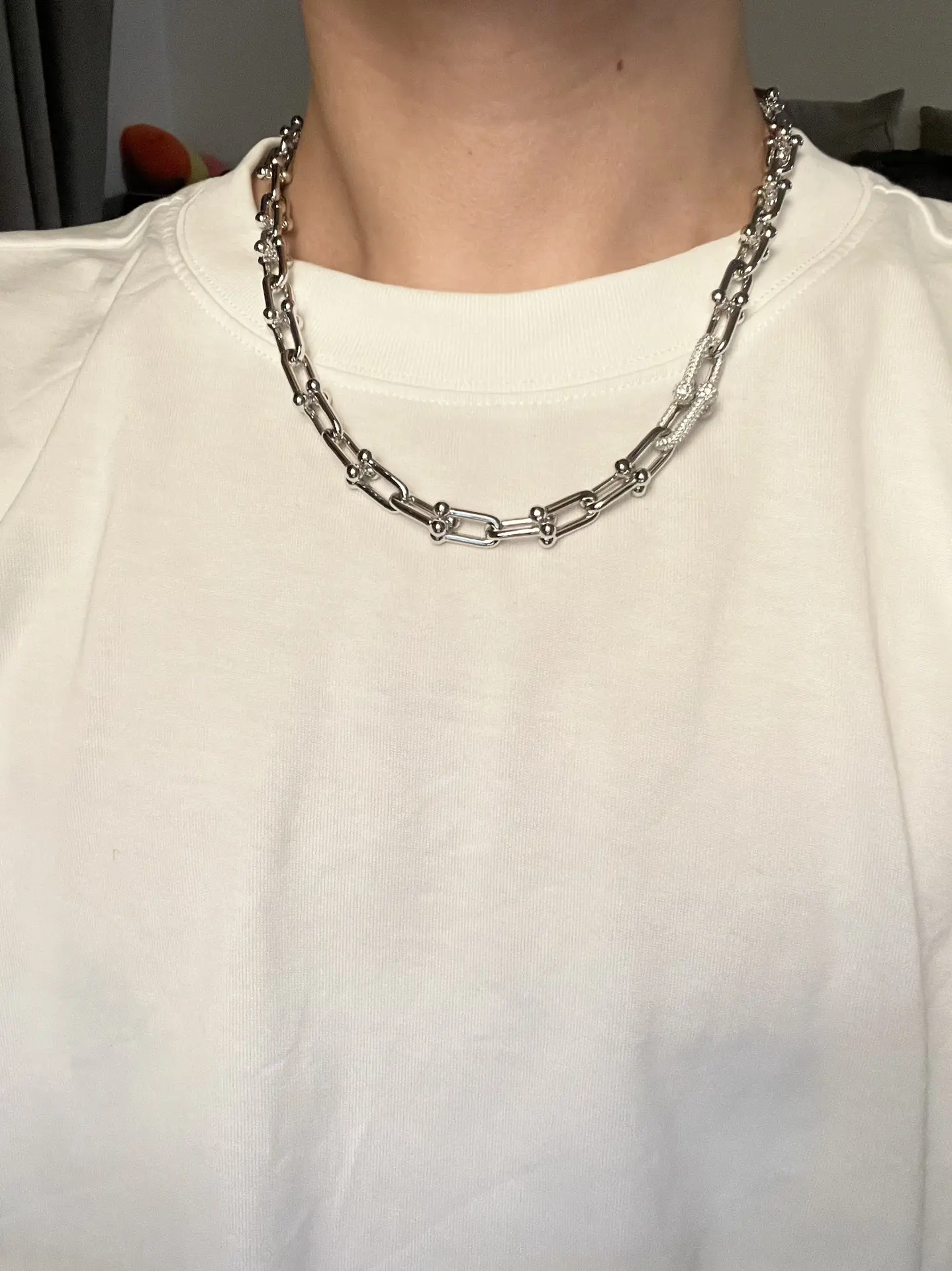 HardWear Graduated Link Necklace in 18K White Gold D24017561 — view 9