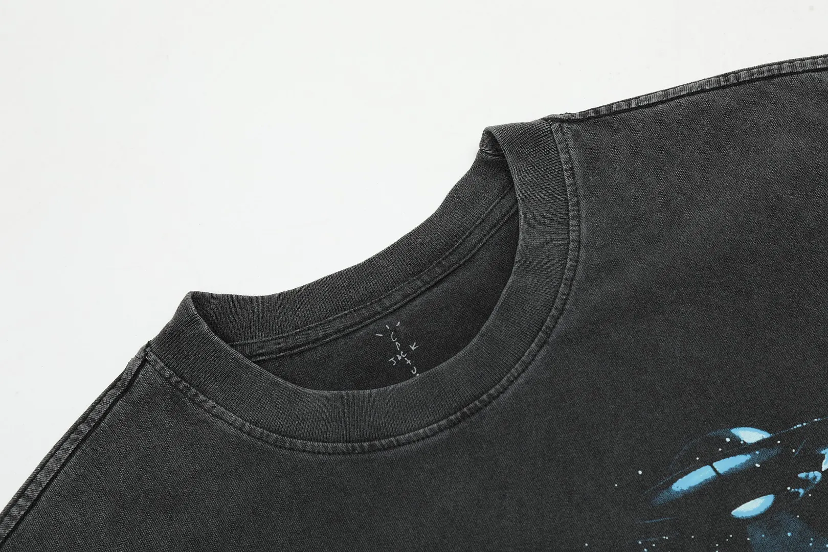 Live From Utopia Graphic Print T-Shirt D8911534 — view 4