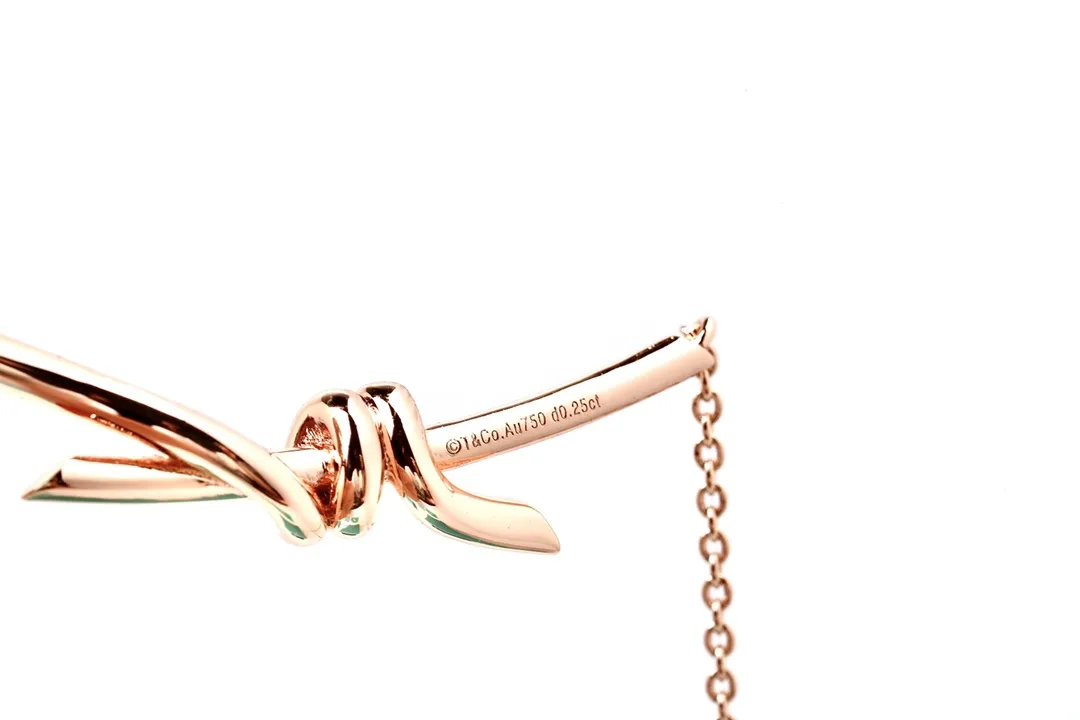 Knot Pendant Necklace (Gold-Plated Brass) D10517016 — view 3