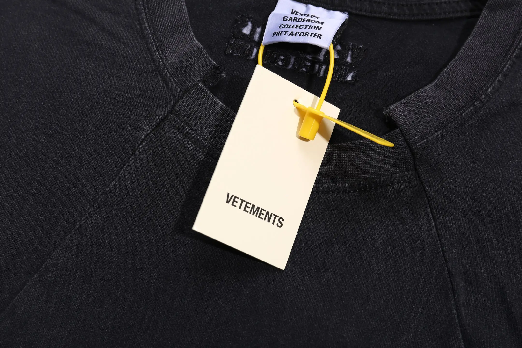 Panelled Washed Cotton T-Shirt D17512750 — view 12