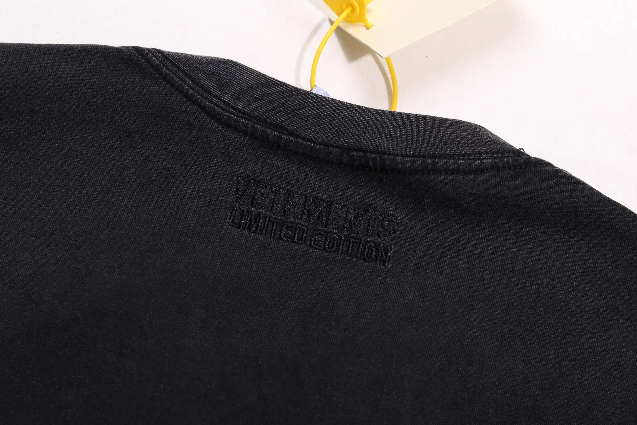 Panelled Washed Cotton T-Shirt D17512750 — view 13
