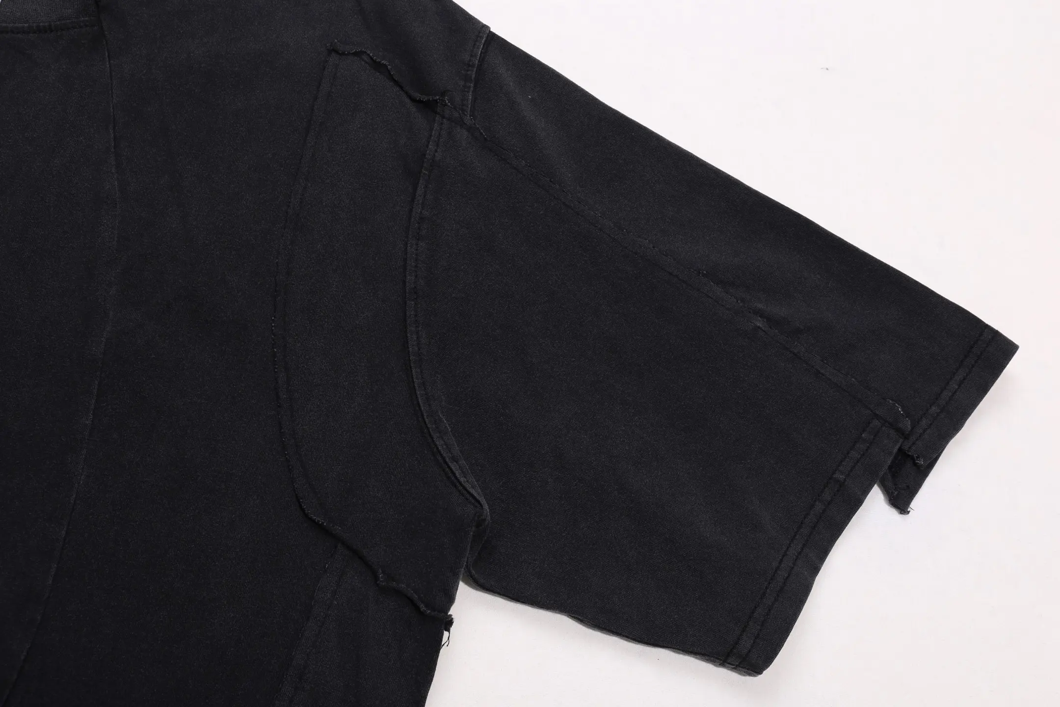 Panelled Washed Cotton T-Shirt D17512750 — view 15