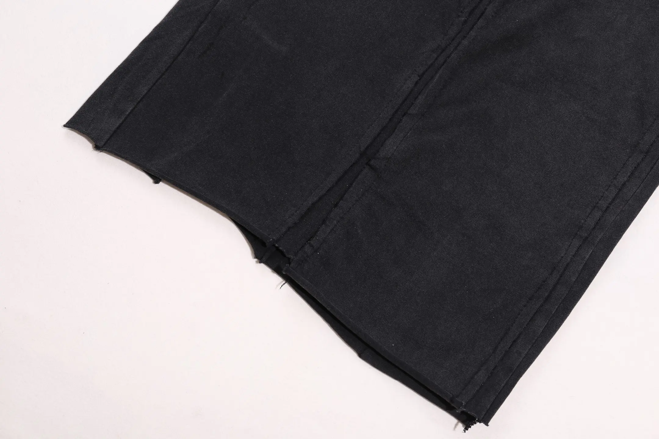 Panelled Washed Cotton Shorts D20012749 — view 15