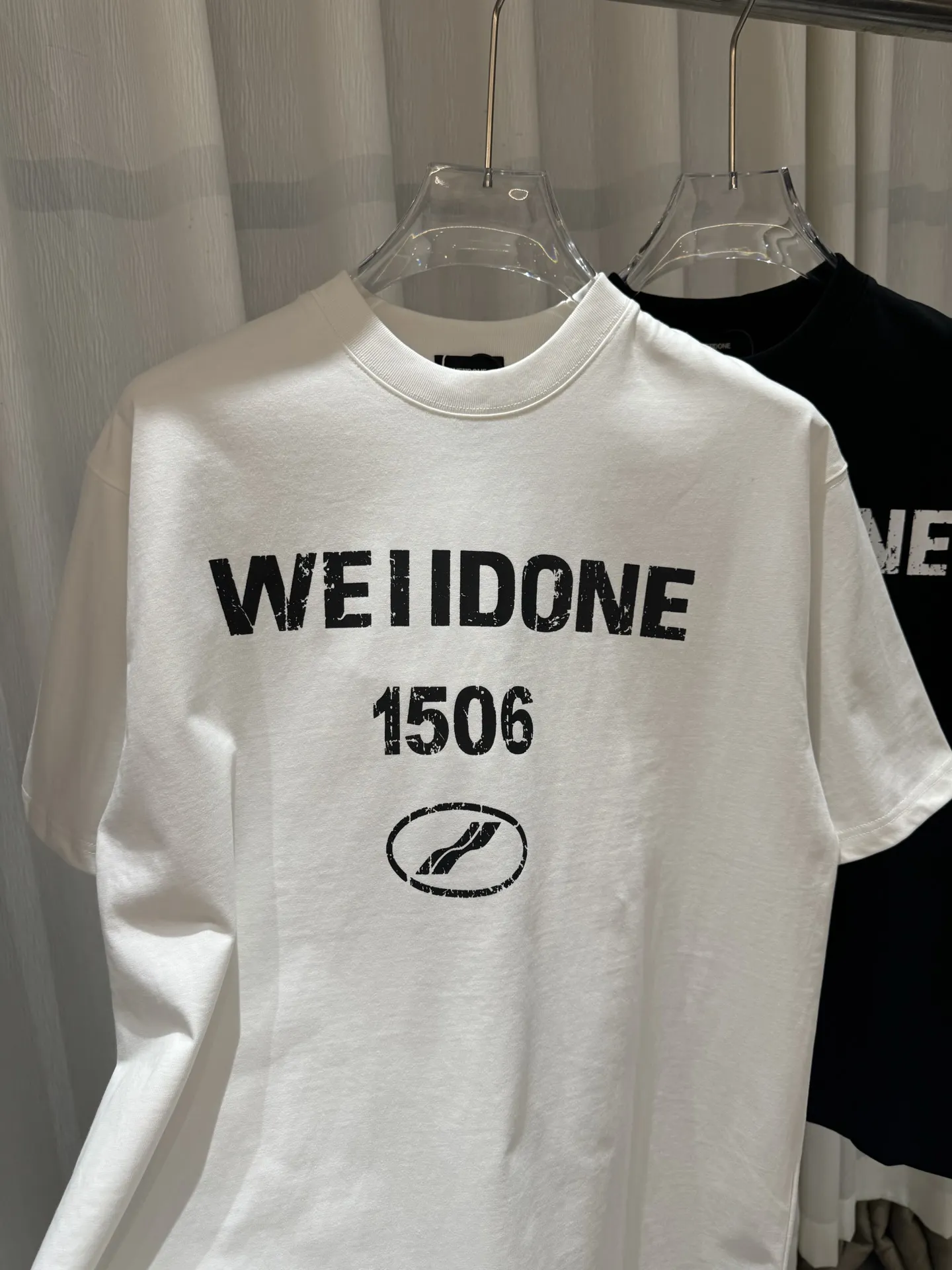 We11done Distressed Logo Oversized T-Shirt D9011457 — view 5