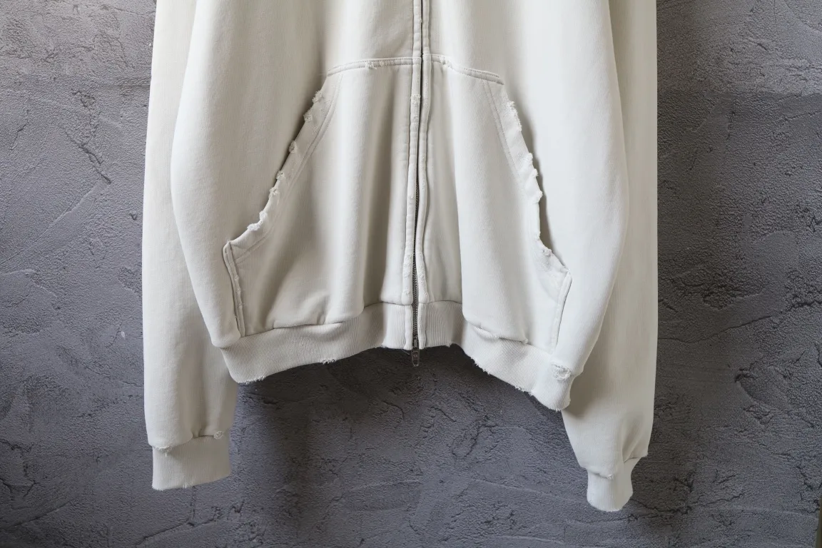 Distressed Logo Print Zip-Up Hoodie D30921330 — view 6
