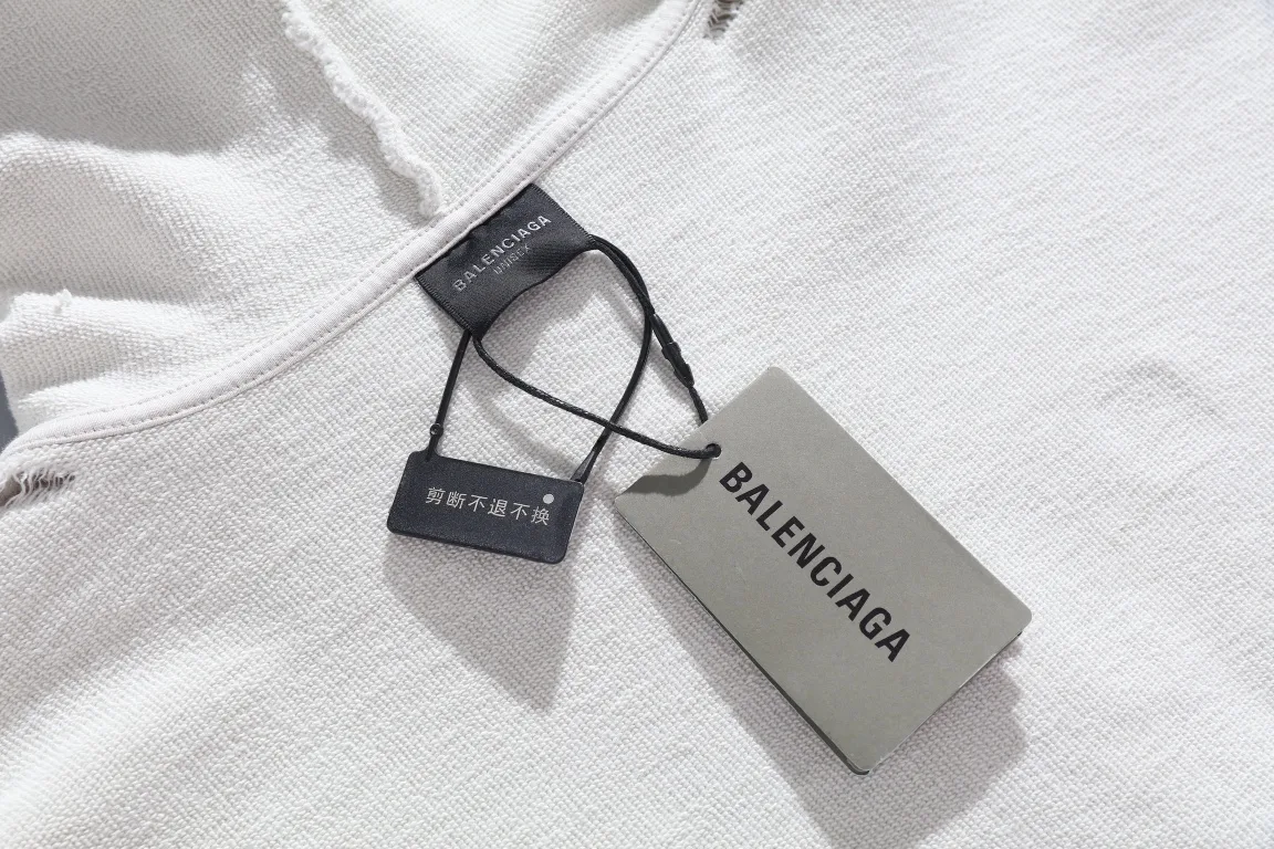 Distressed Logo Print Zip-Up Hoodie D30921330 — view 18