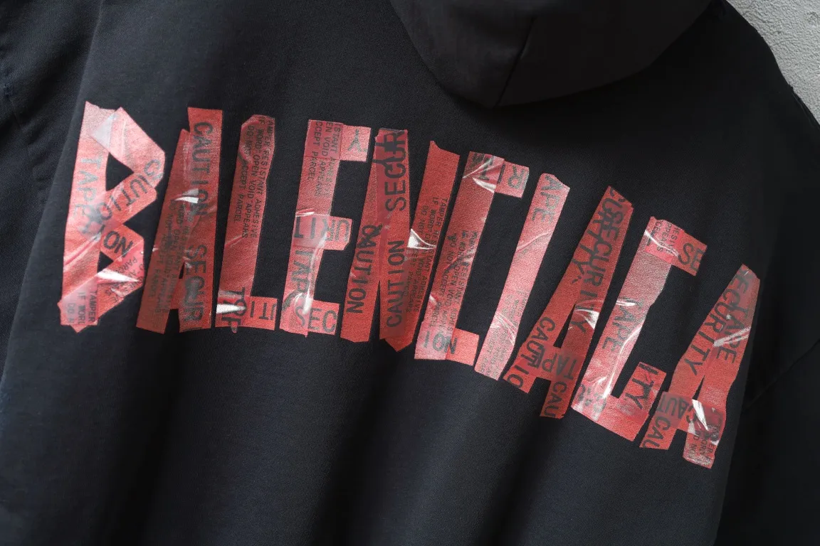 Distressed Tape Logo Zip-Up Hoodie D30921329 — view 3