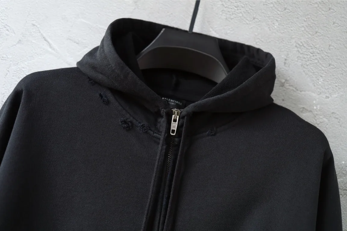 Distressed Tape Logo Zip-Up Hoodie D30921329 — view 5