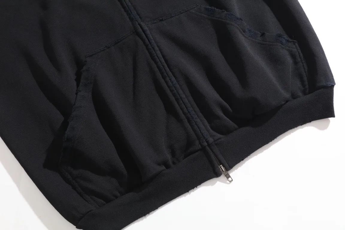 Distressed Tape Logo Zip-Up Hoodie D30921329 — view 16