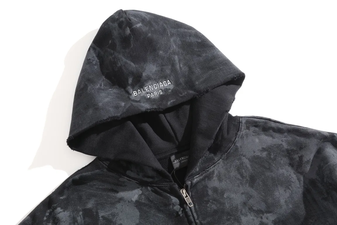 3B Logo Embroidered Mud-Wash Zip-Up Hoodie D31921335 — view 13