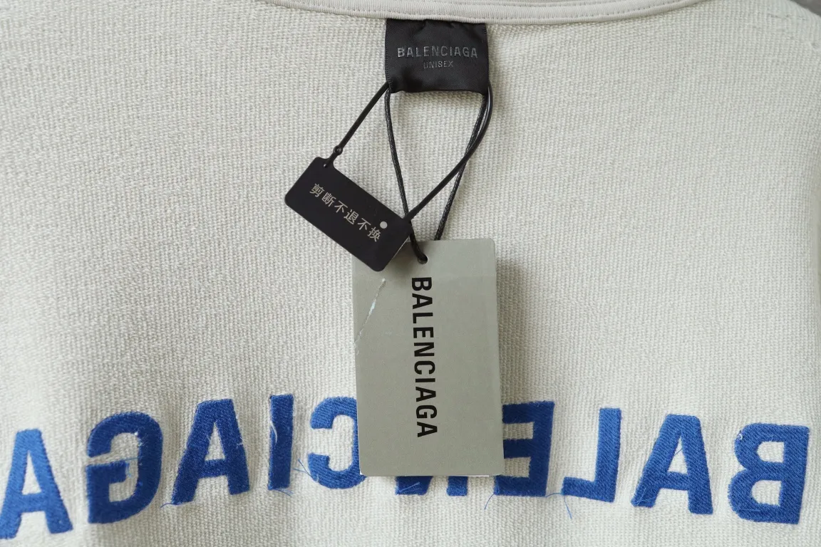 Distressed Logo-Embroidered Zip-Up Hoodie D29921336 — view 9