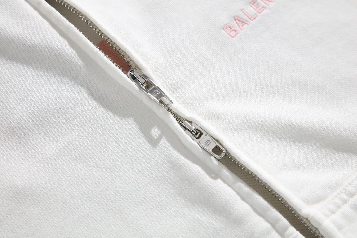 Distressed Logo-Embroidered Zip-Up Hoodie D29921336 — view 33