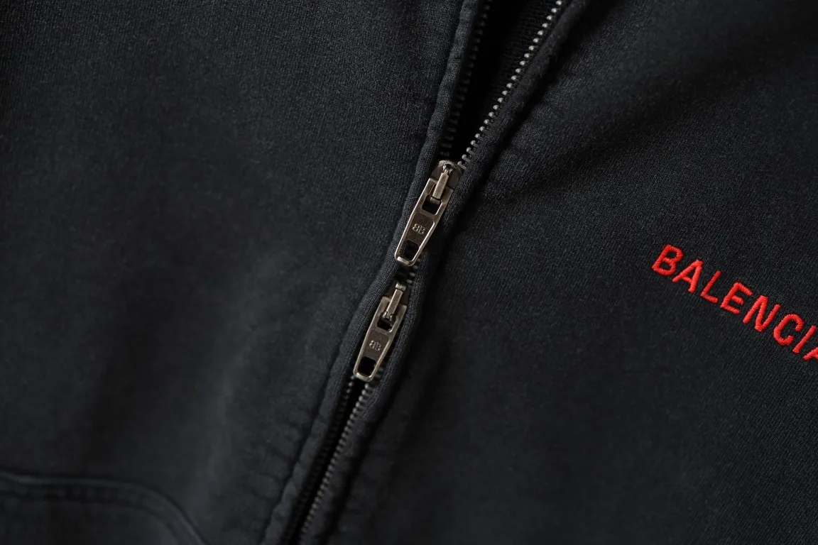 Logo Embroidered Zip-Up Hoodie D29918789 — view 5