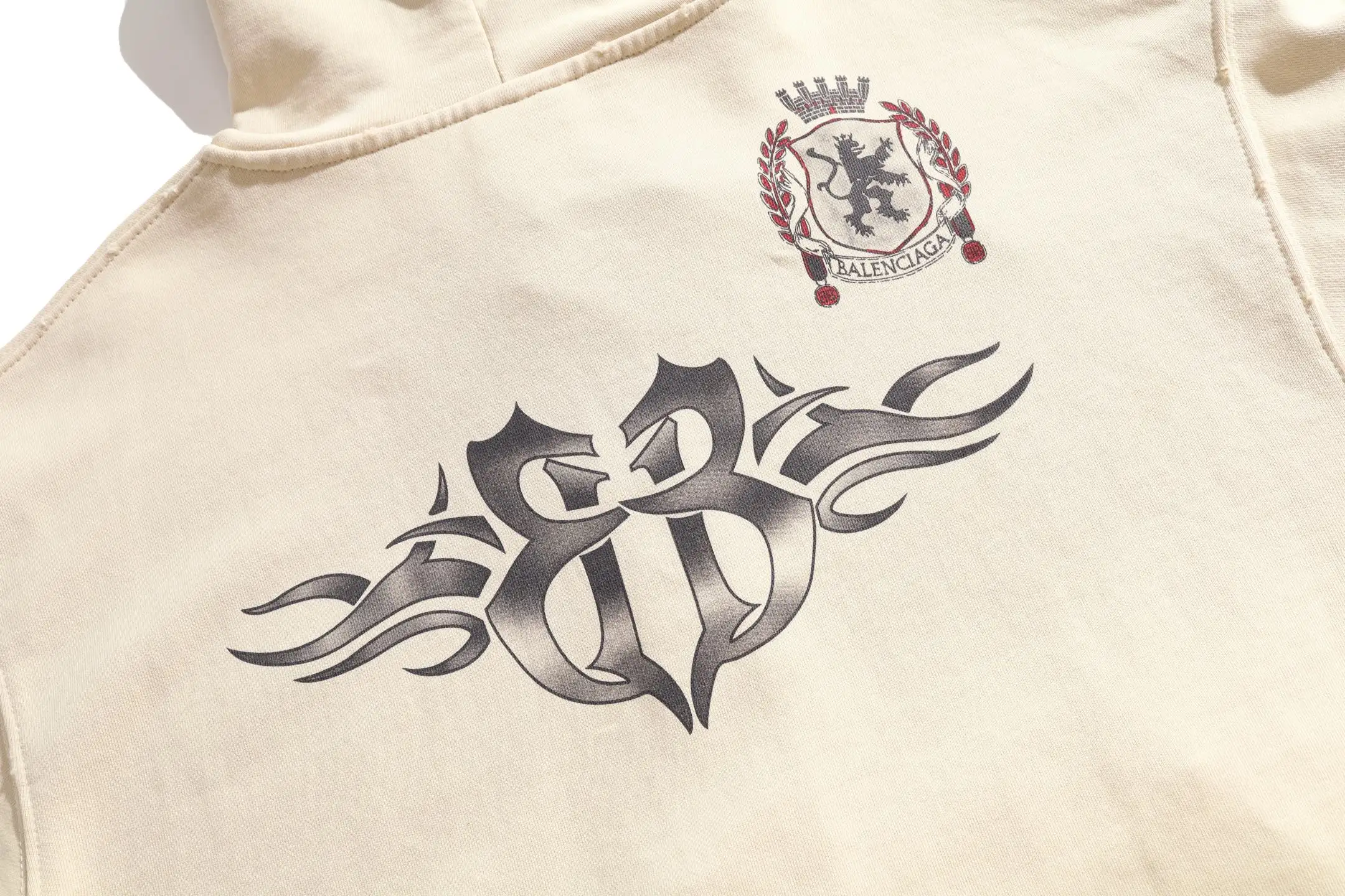 Graffiti Print Zip-Up Hoodie D31921309 — view 4
