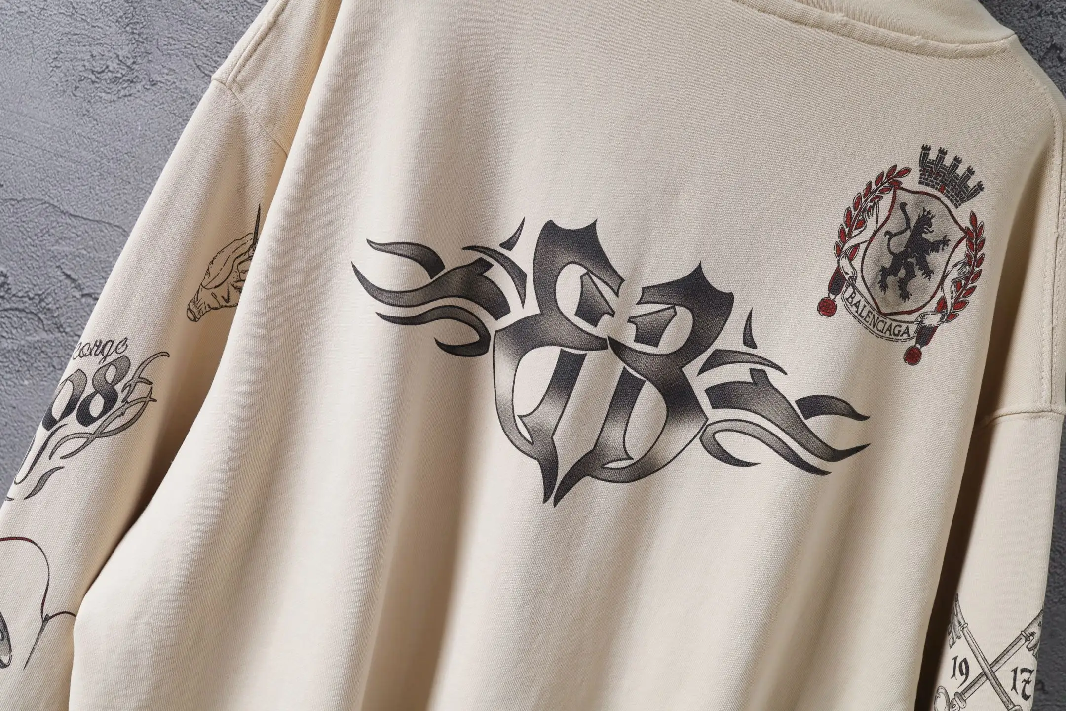Graffiti Print Zip-Up Hoodie D31921309 — view 14