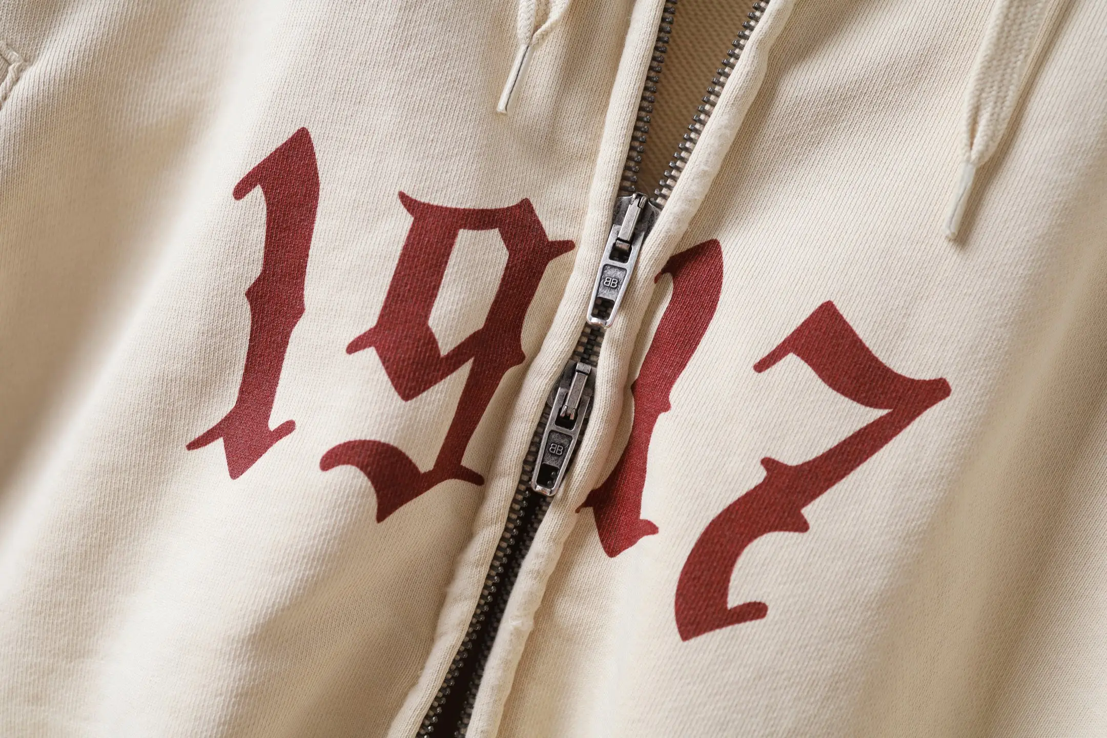 Graffiti Print Zip-Up Hoodie D31921309 — view 15