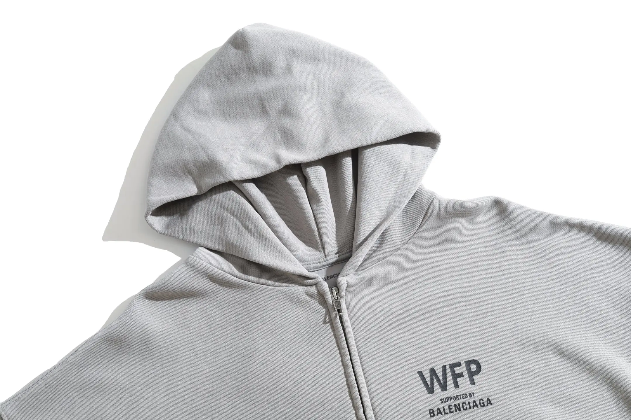 WFP Logo Print Zip-Up Hoodie D29921308 — view 12