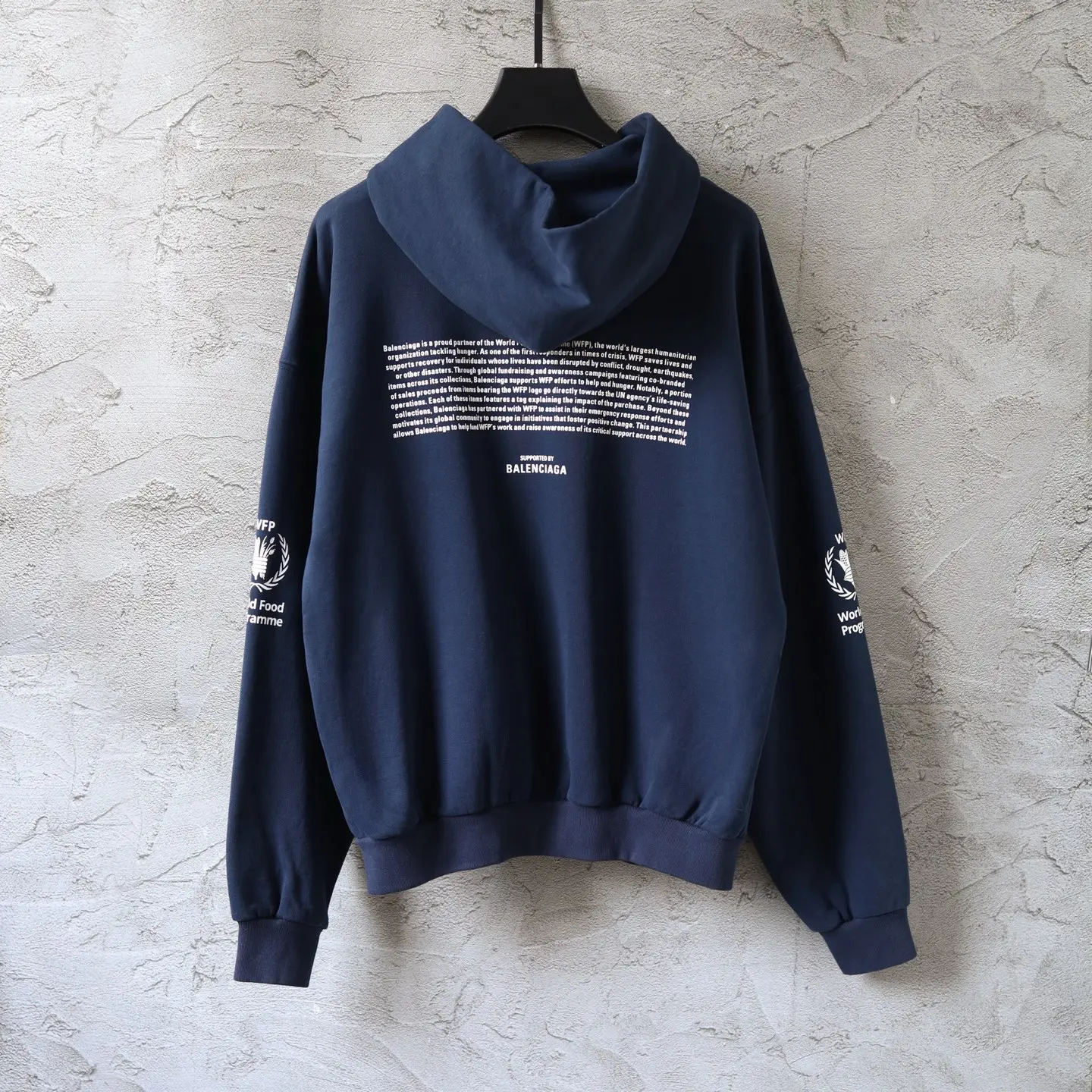 WFP Logo Print Zip-Up Hoodie D29921308 — view 20