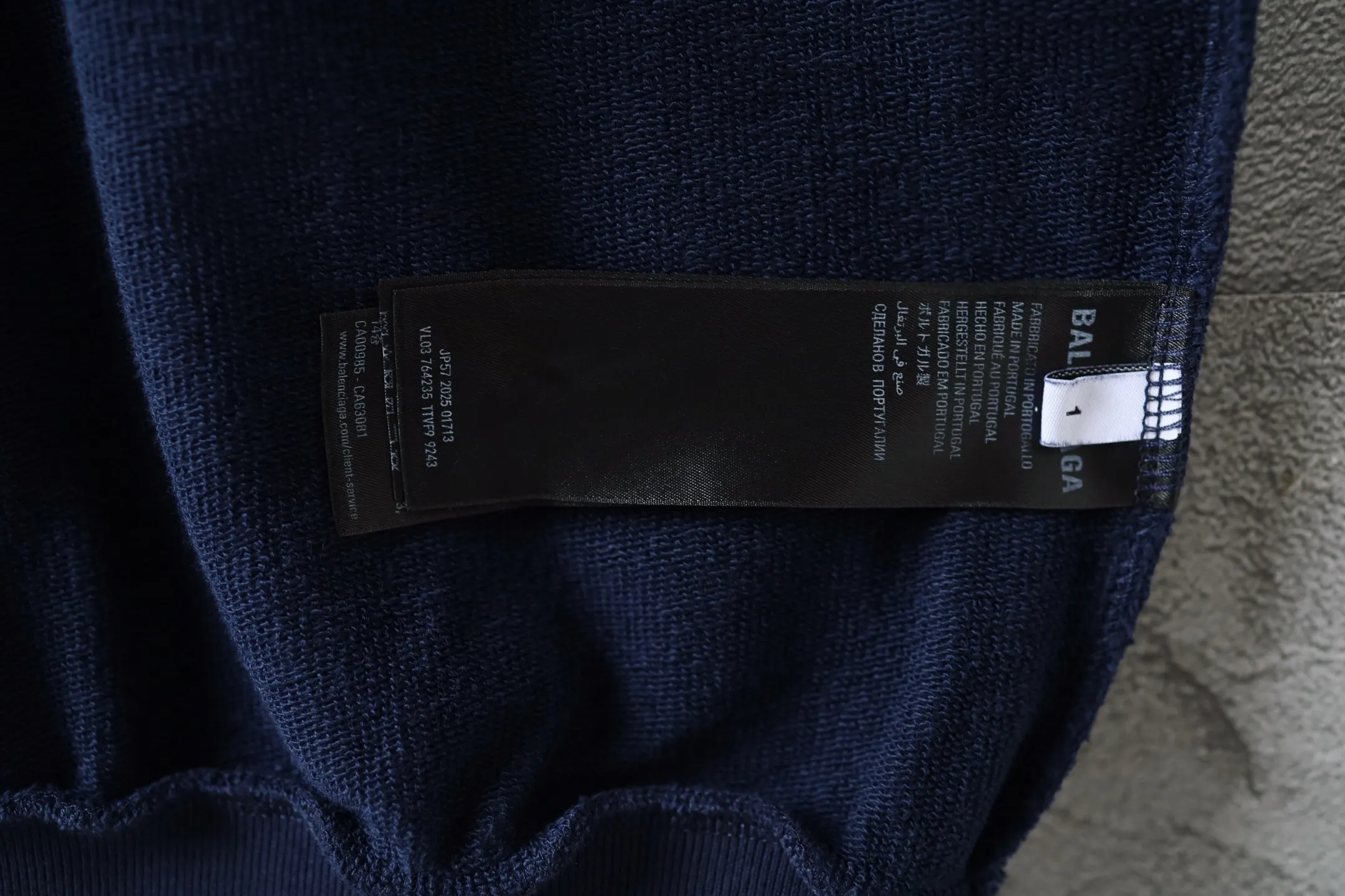 WFP Logo Print Zip-Up Hoodie D29921308 — view 26