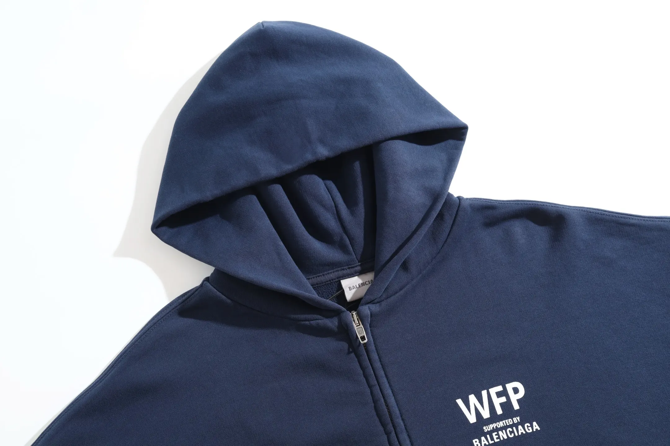 WFP Logo Print Zip-Up Hoodie D29921308 — view 33