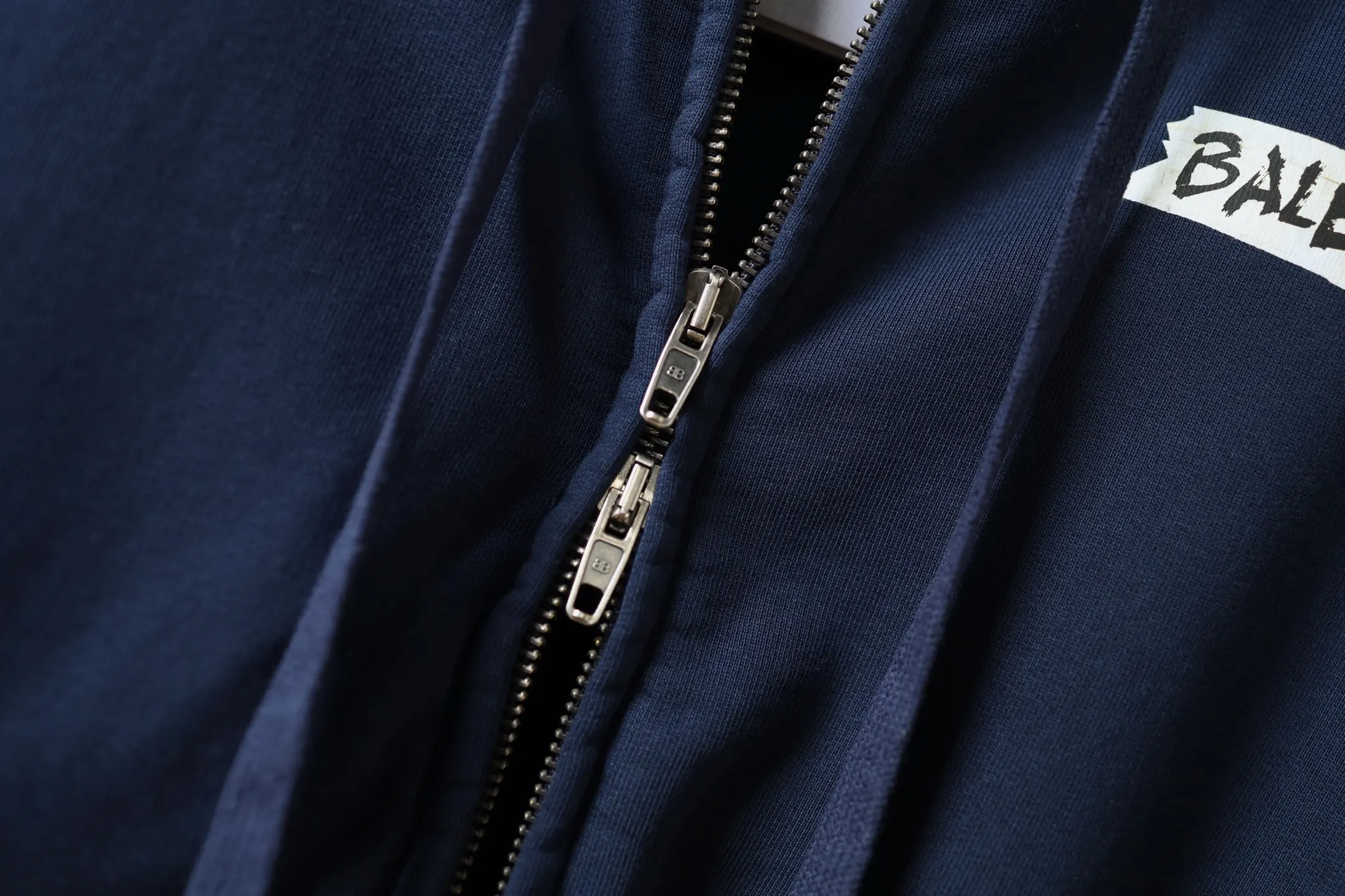 Tape Logo Zip-Up Cotton Hoodie D29921310 — view 15