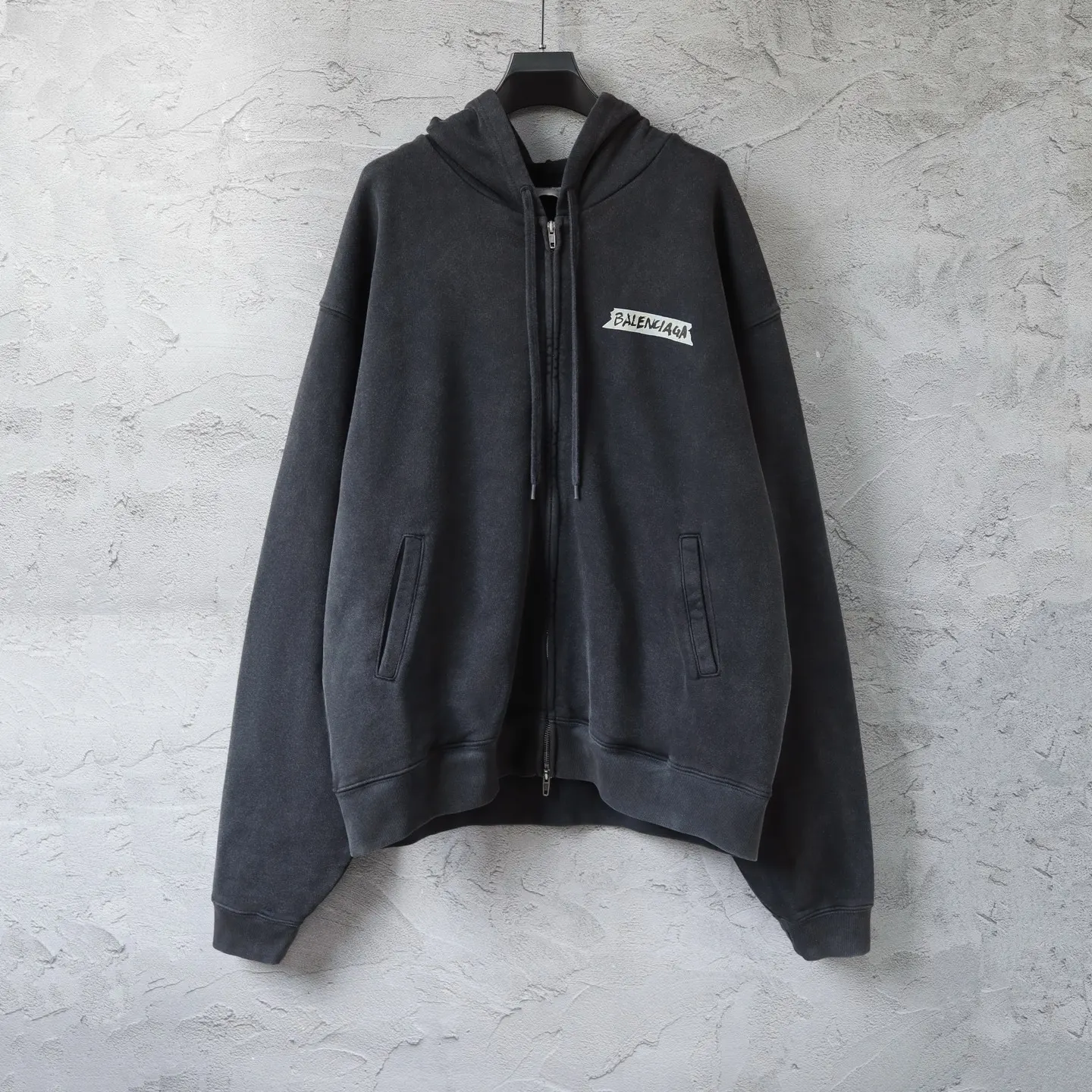 Tape Logo Zip-Up Hoodie D29918775