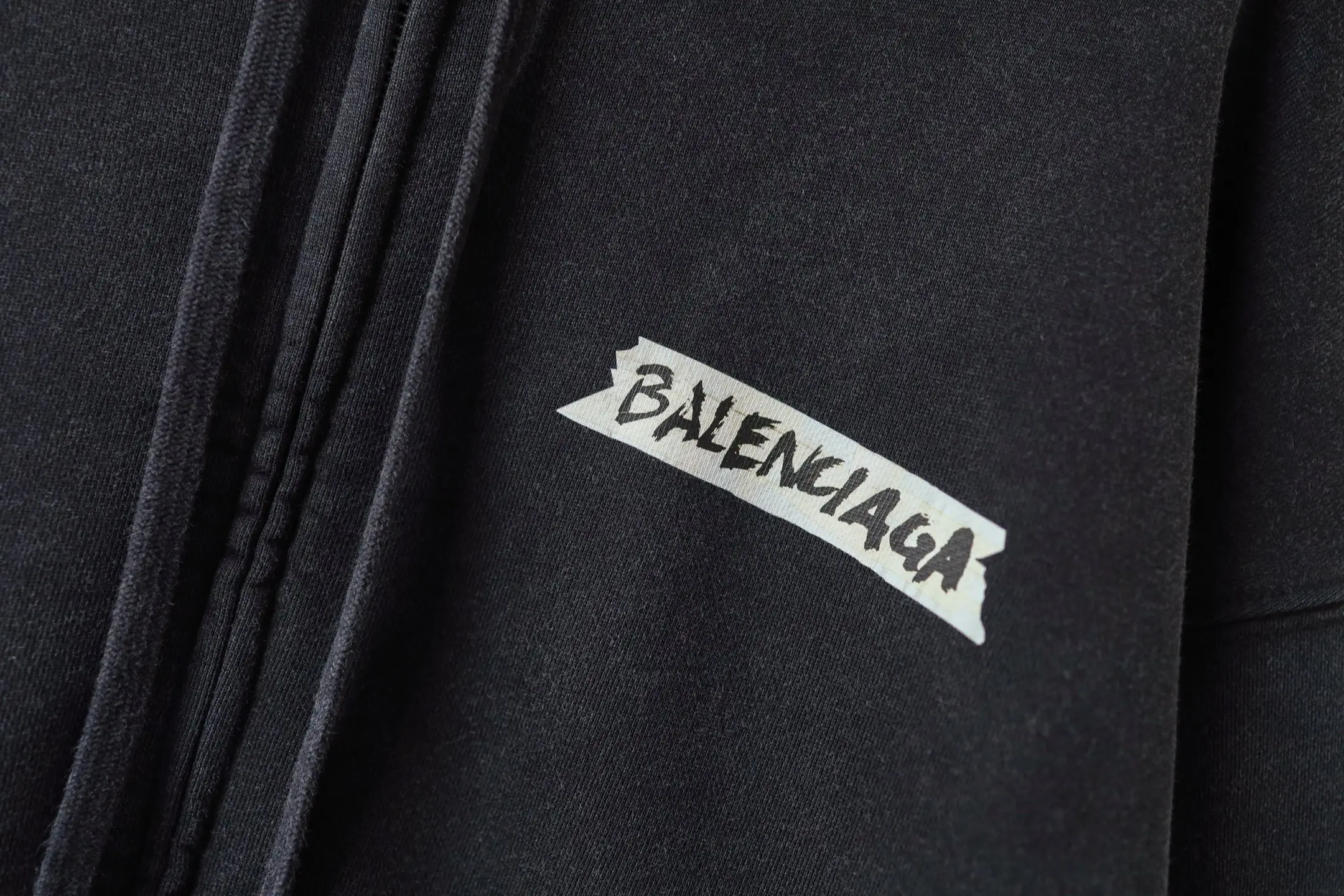 Tape Logo Zip-Up Hoodie D29918775 — view 4