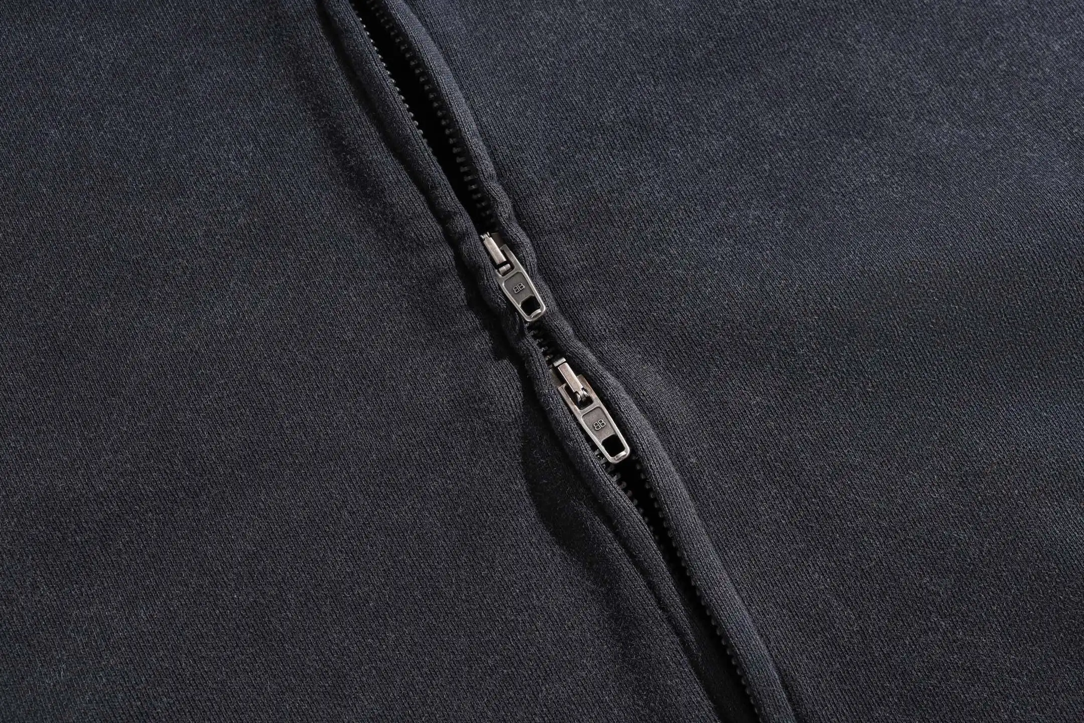 Tape Logo Zip-Up Hoodie D29918775 — view 15
