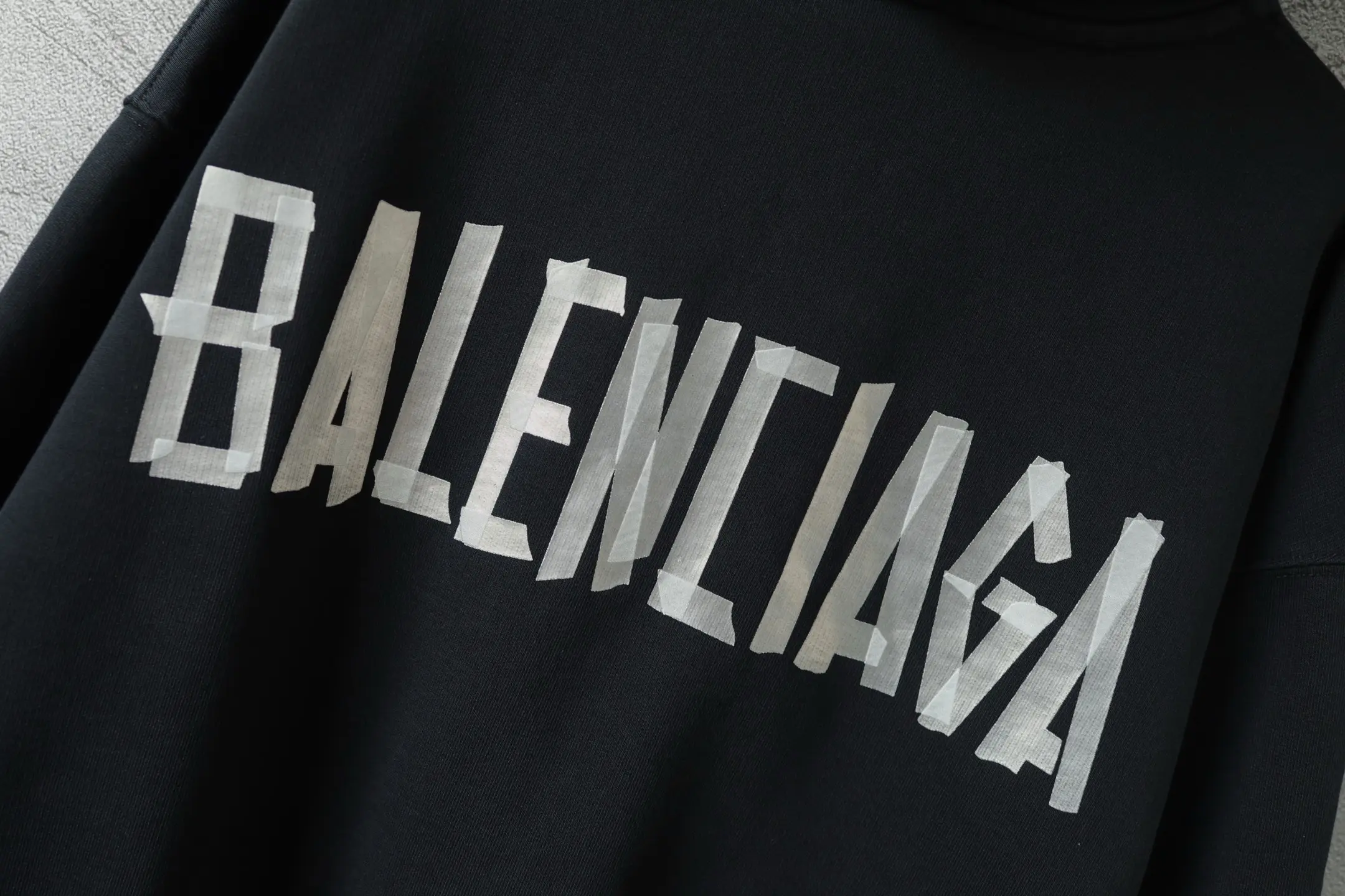 Tape Logo Zip-Up Hoodie D28918773 — view 4