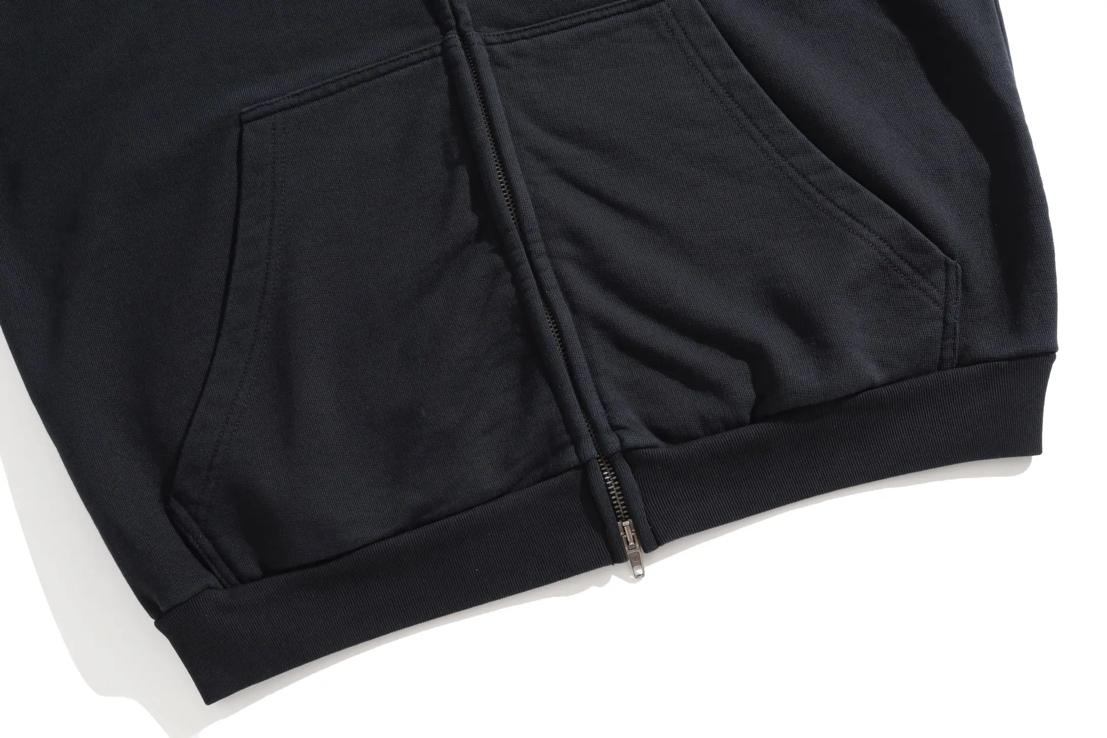 Tape Logo Zip-Up Hoodie D28918773 — view 16
