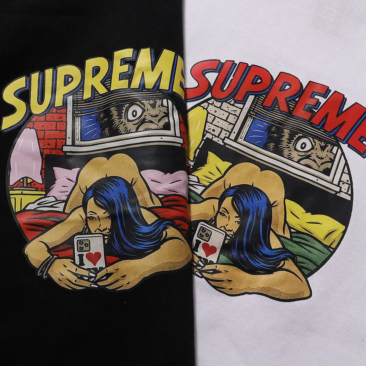 Supreme Bedroom Graphic Print T-Shirt D3815389 — view 6