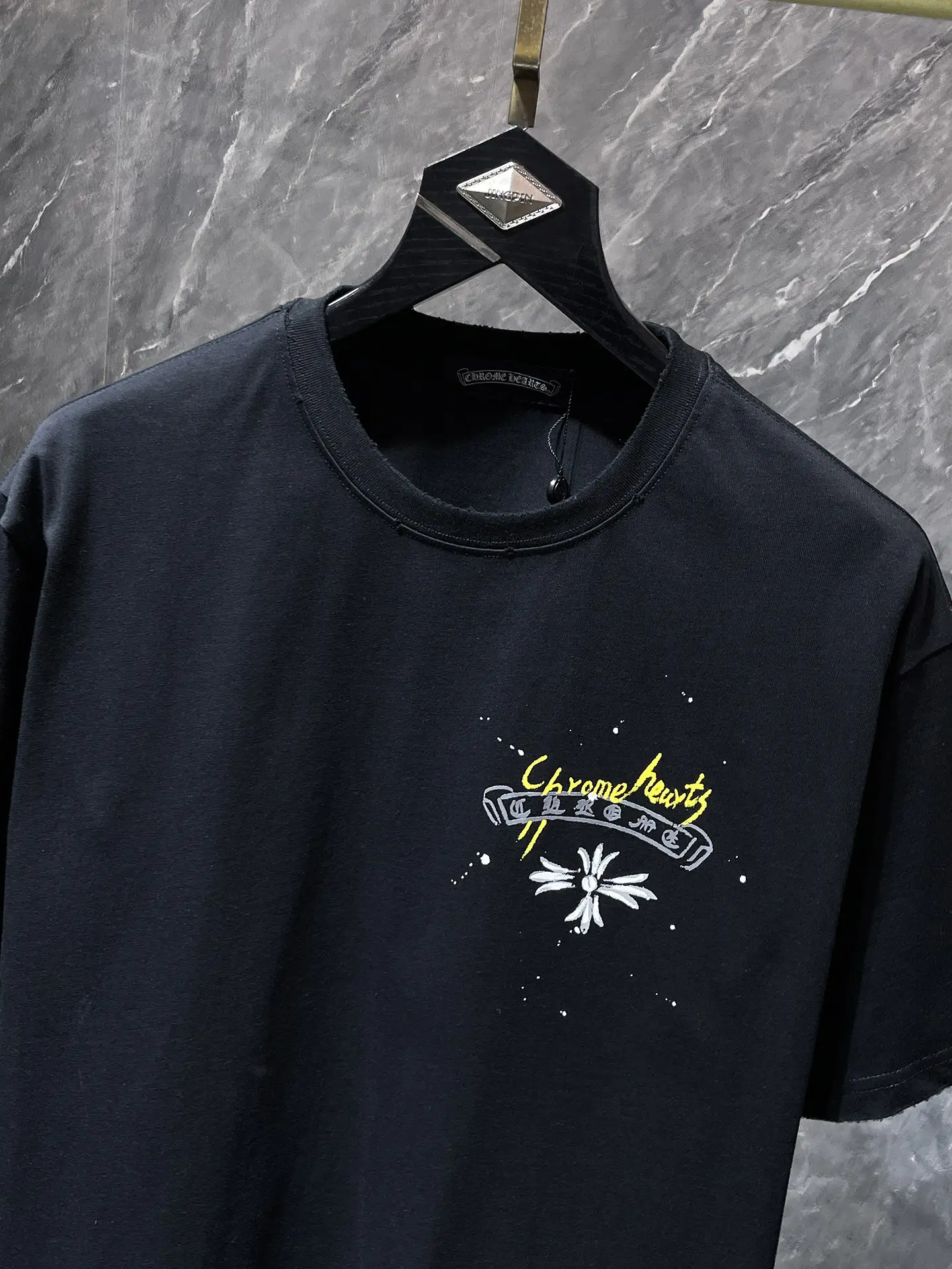 Logo Graphic Splatter Print T-Shirt D5515447 — view 4