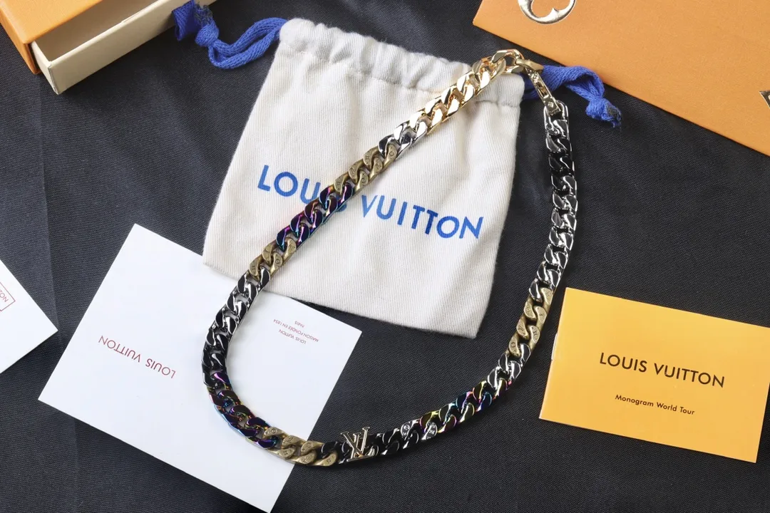 Monogram Chain Links Patches Necklace D21016752 — view 2