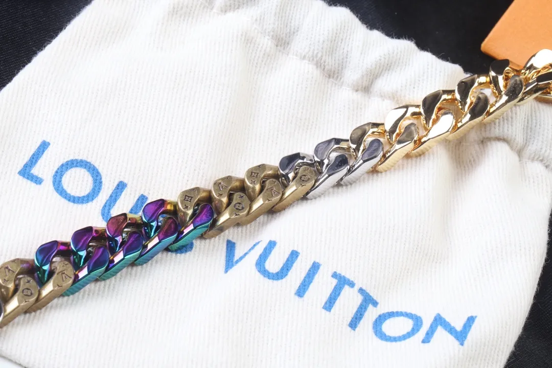 Monogram Chain Links Patches Necklace D21016752 — view 4