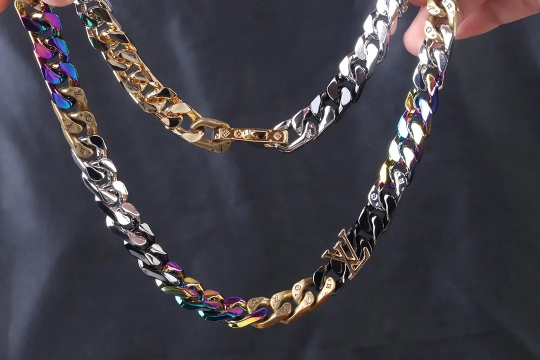 Monogram Chain Links Patches Necklace D21016752 — view 6