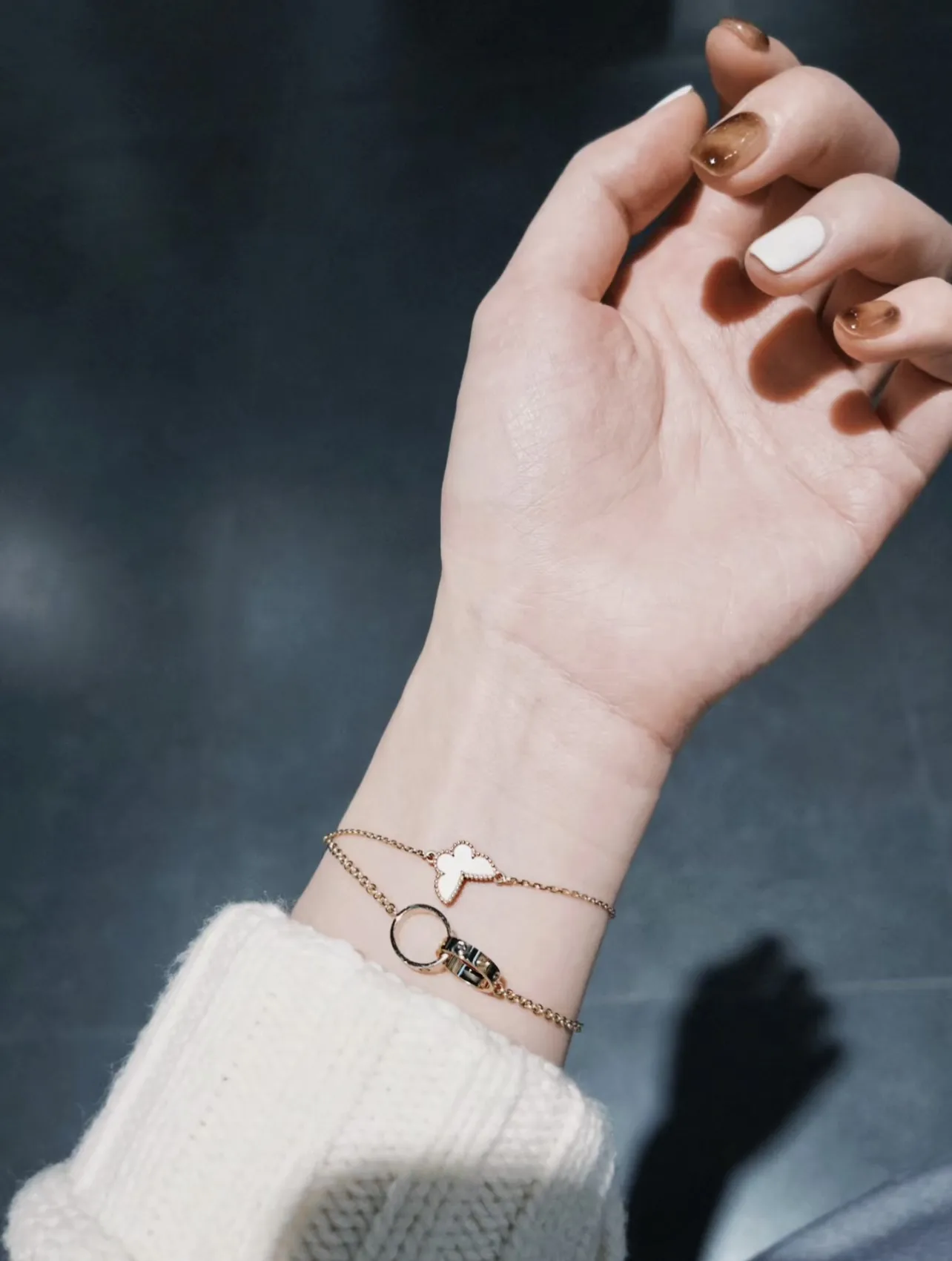 Love Interlocking Double Ring Bracelet D15016886 — view 9
