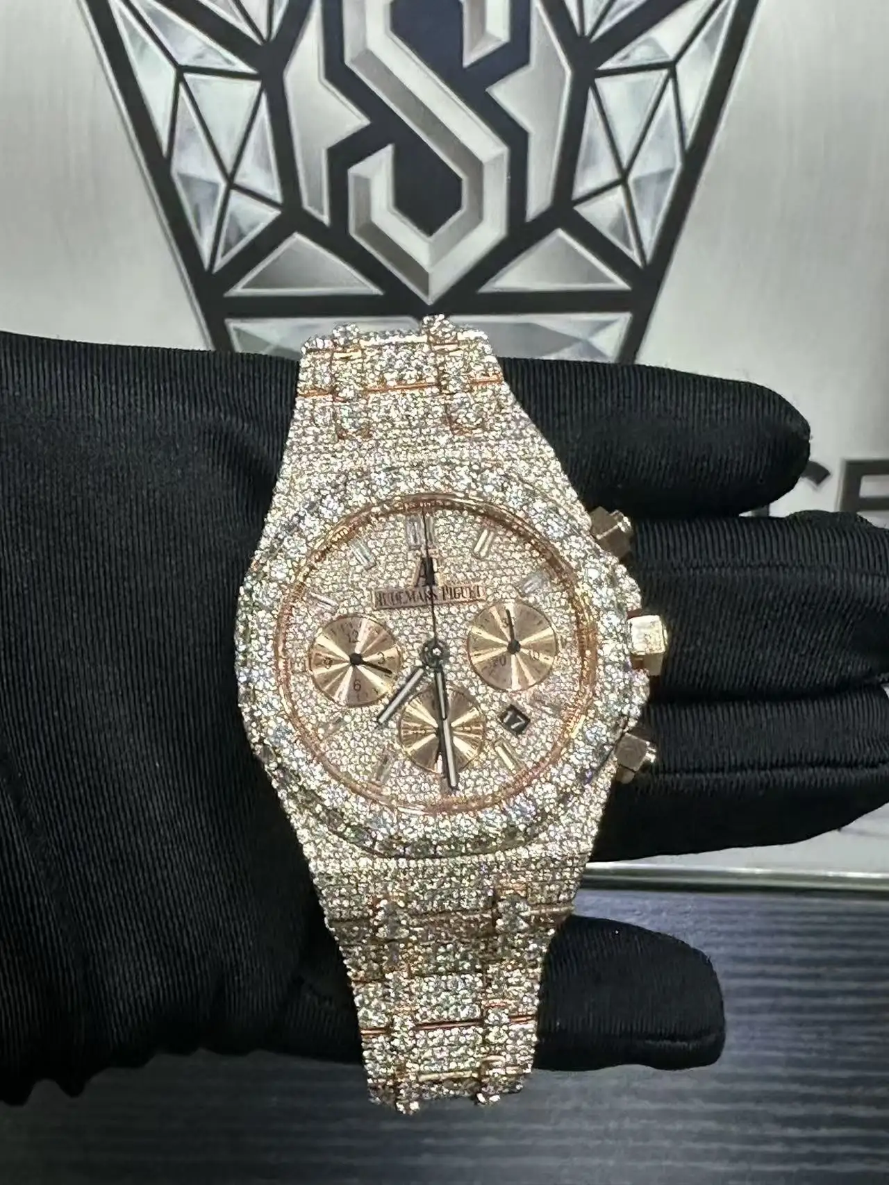 VVS Moissanite Audemars Piguet D1009018588 — view 2