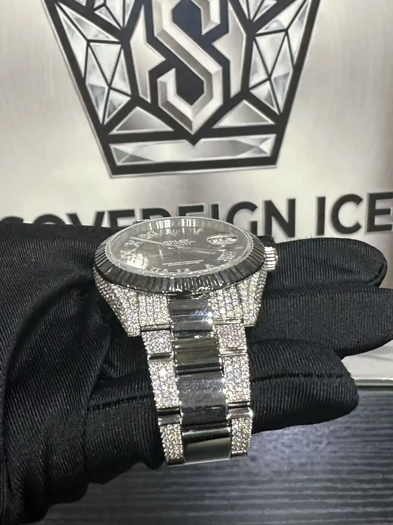 Rolex Oyster Perpetual Datejust VVS Moissanite Watch D680018594 — view 4