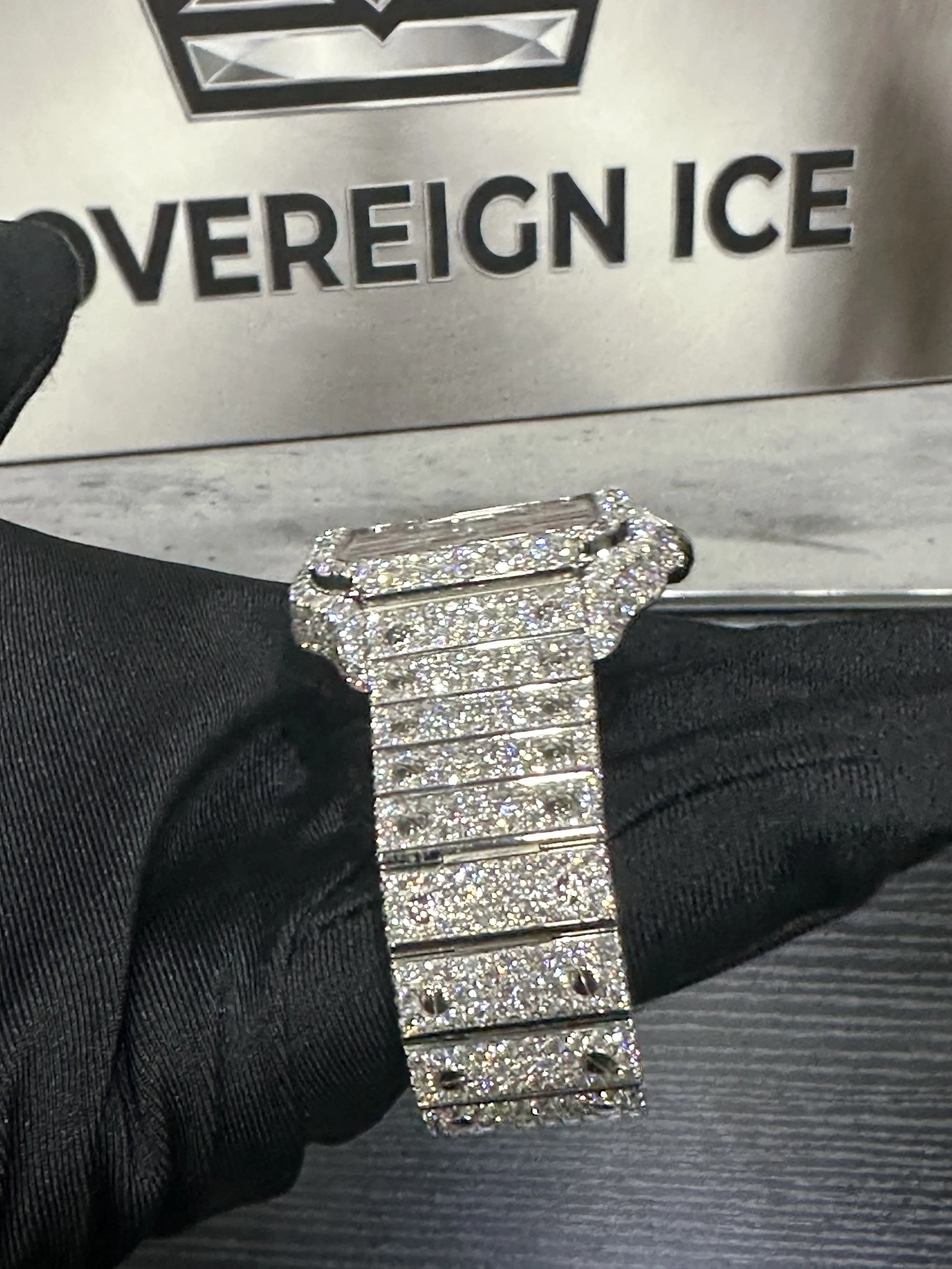 Cartier Santos Collection (VVS Lab-grown Diamond Watch) D3000018599 — view 3