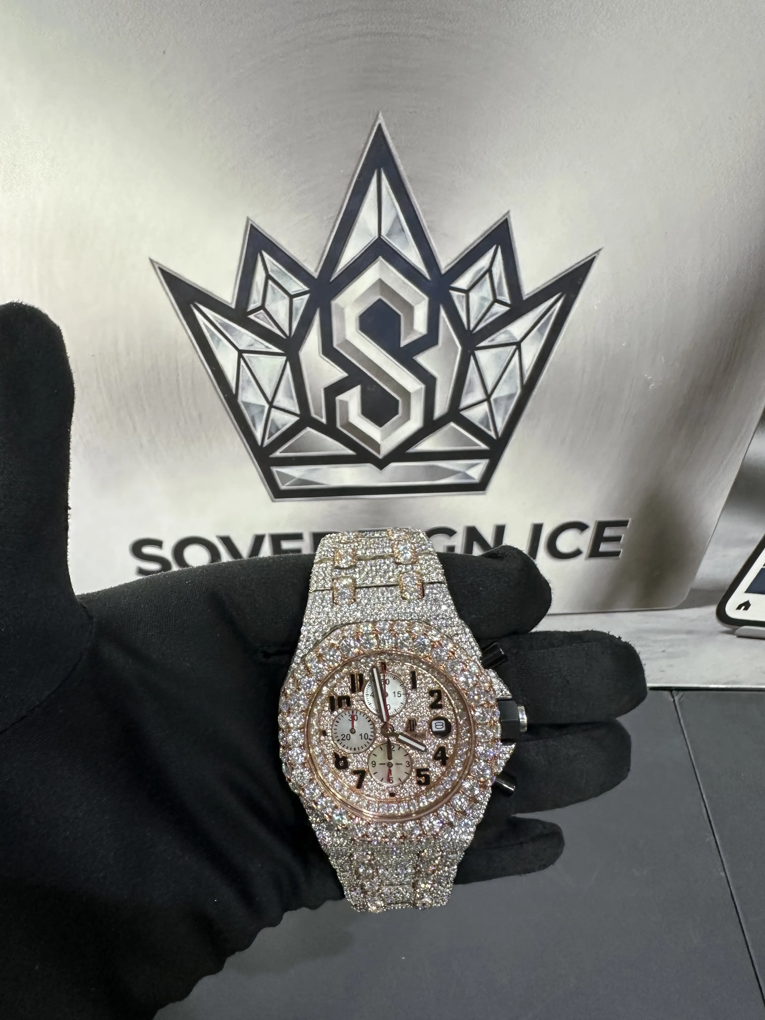 Audemars Piguet full diamond VVS moissanite watch D1005018601 — view 2