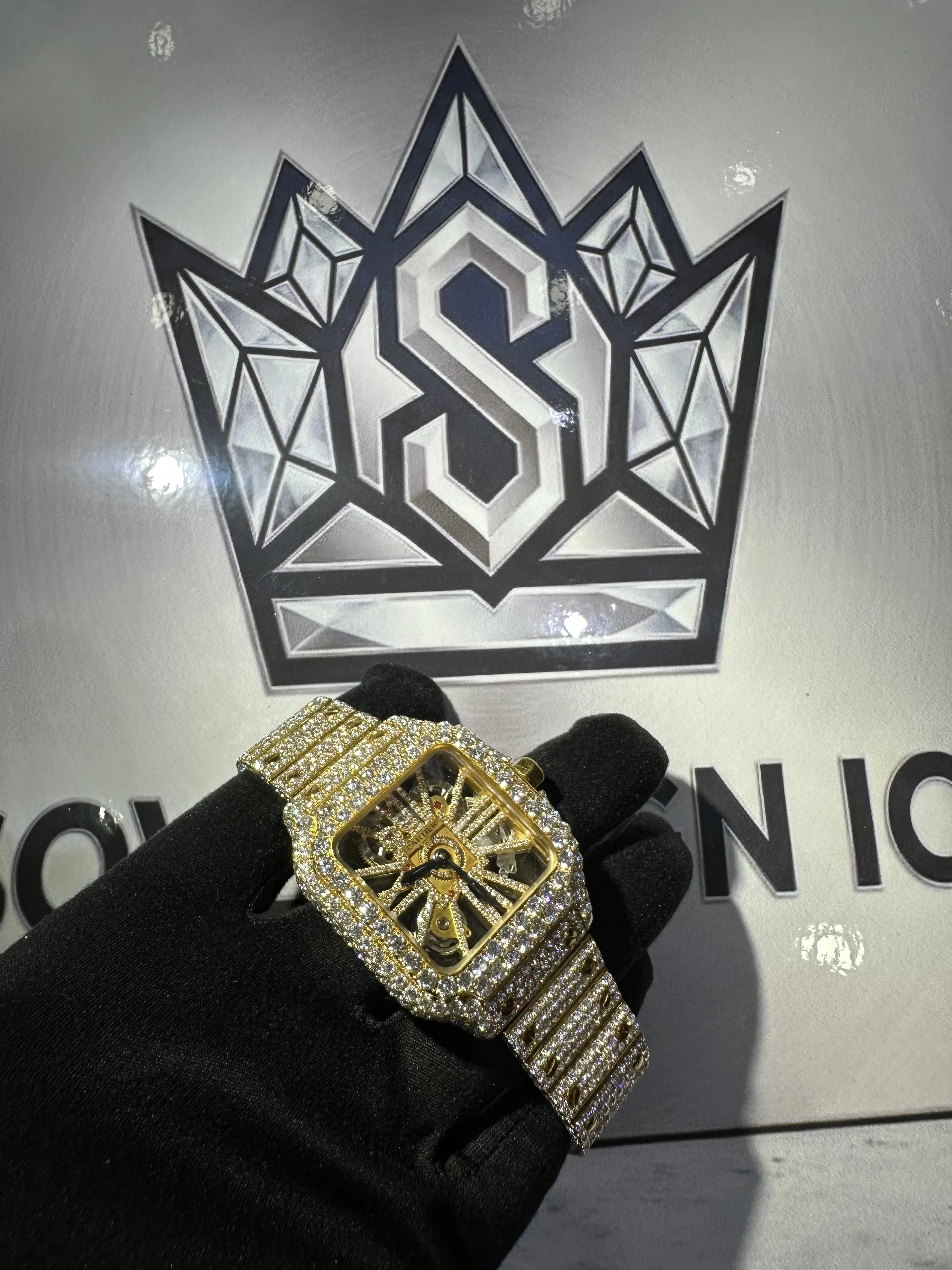 Cartier VVS Moissanite Watch, Gold D1005018608