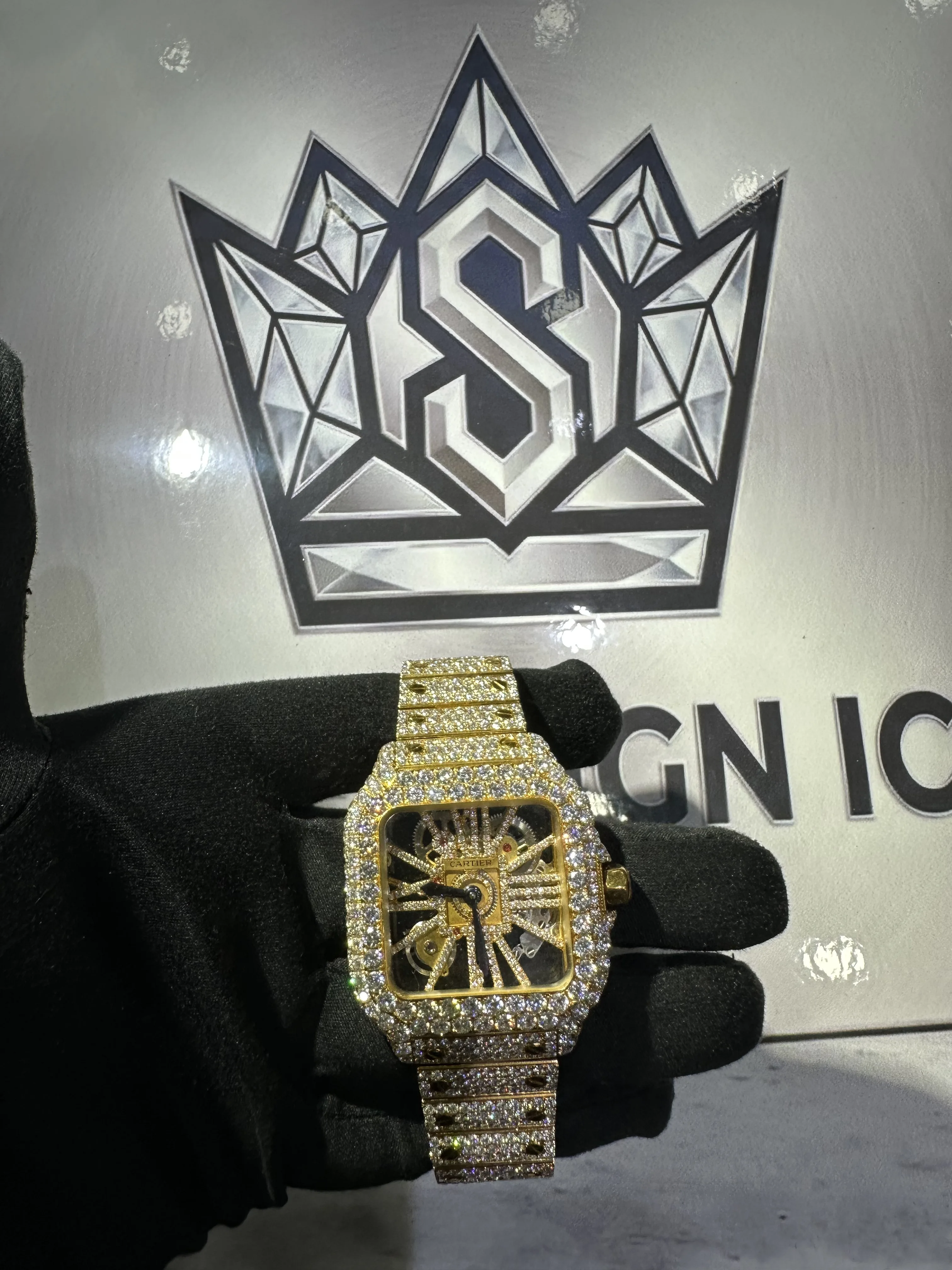Cartier VVS Moissanite Watch, Gold D1005018608 — view 2