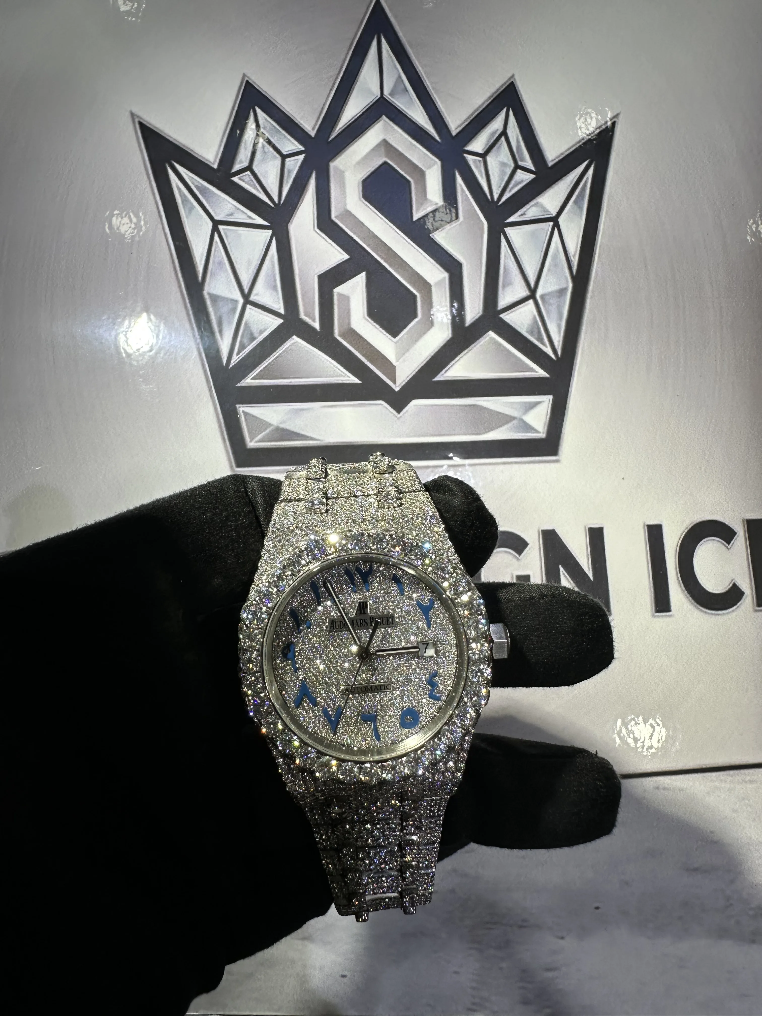 Audemars Piguet VVS Moissanite Watch with Blue Arabic Numeral Hour Markers D900018610 — view 3