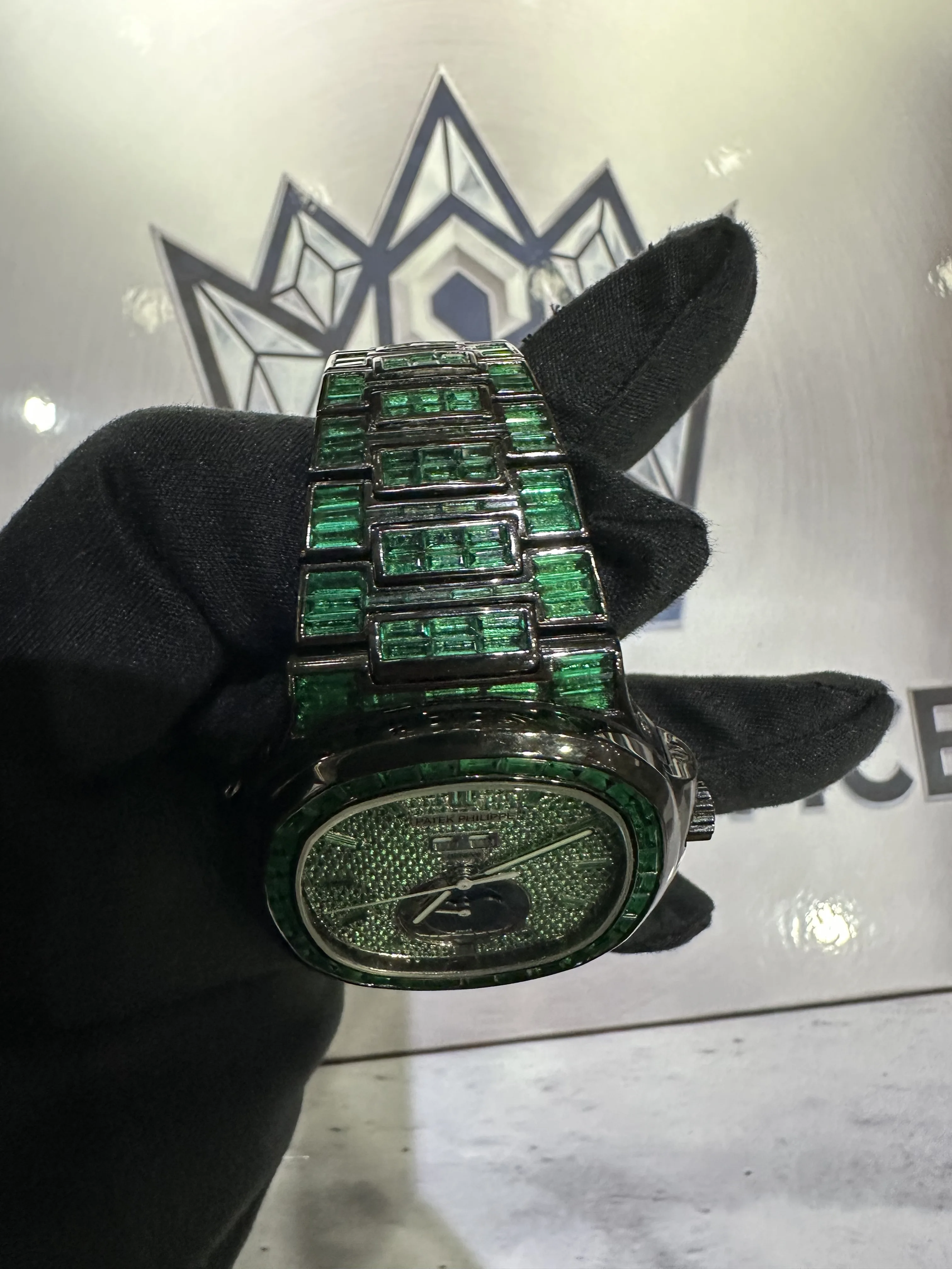 Patek Philippe Green VVS Moissanite Gold Watch D1500018613 — view 5