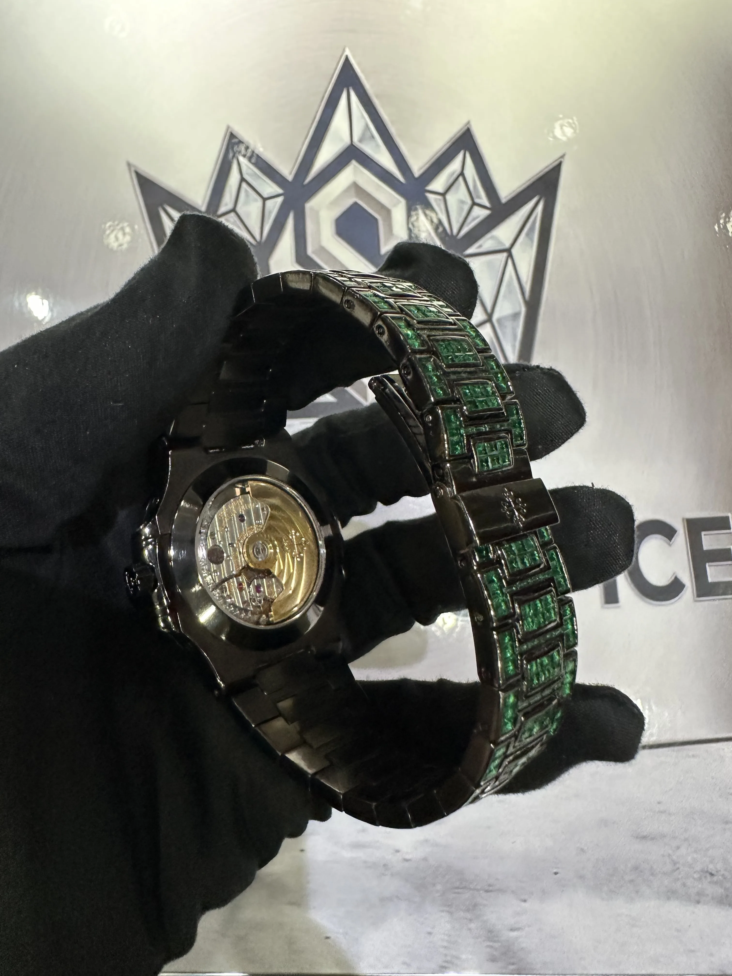 Patek Philippe Green VVS Moissanite Gold Watch D1500018613 — view 6