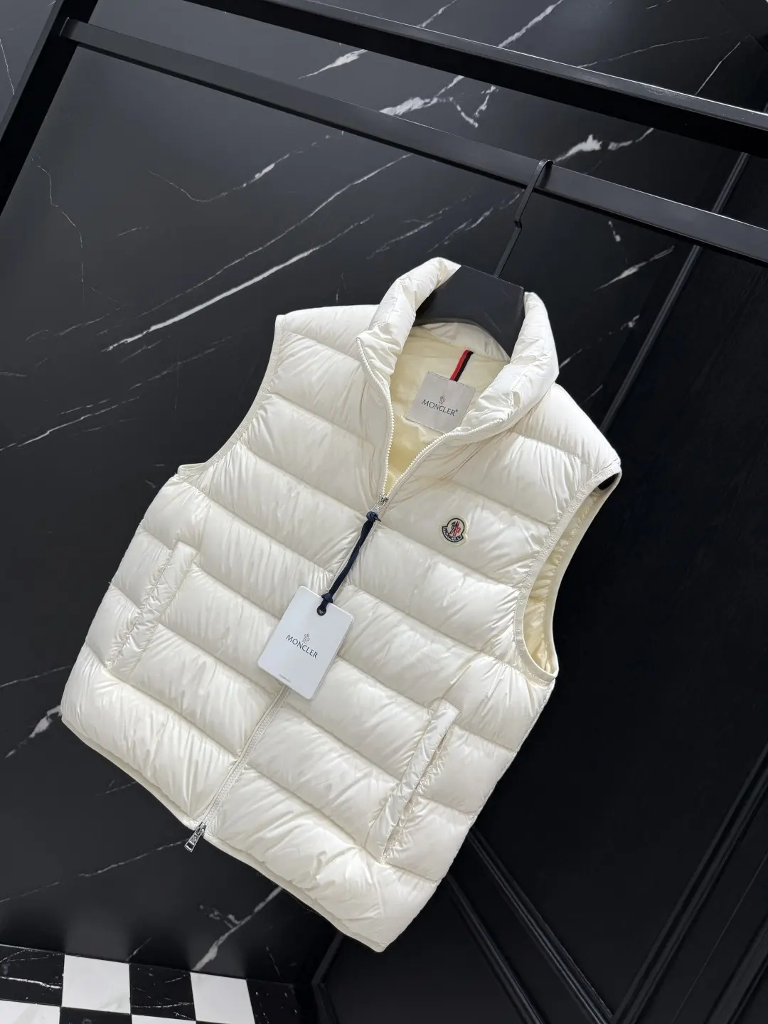 Logo-Patch Quilted Down Gilet D47020840 — view 7