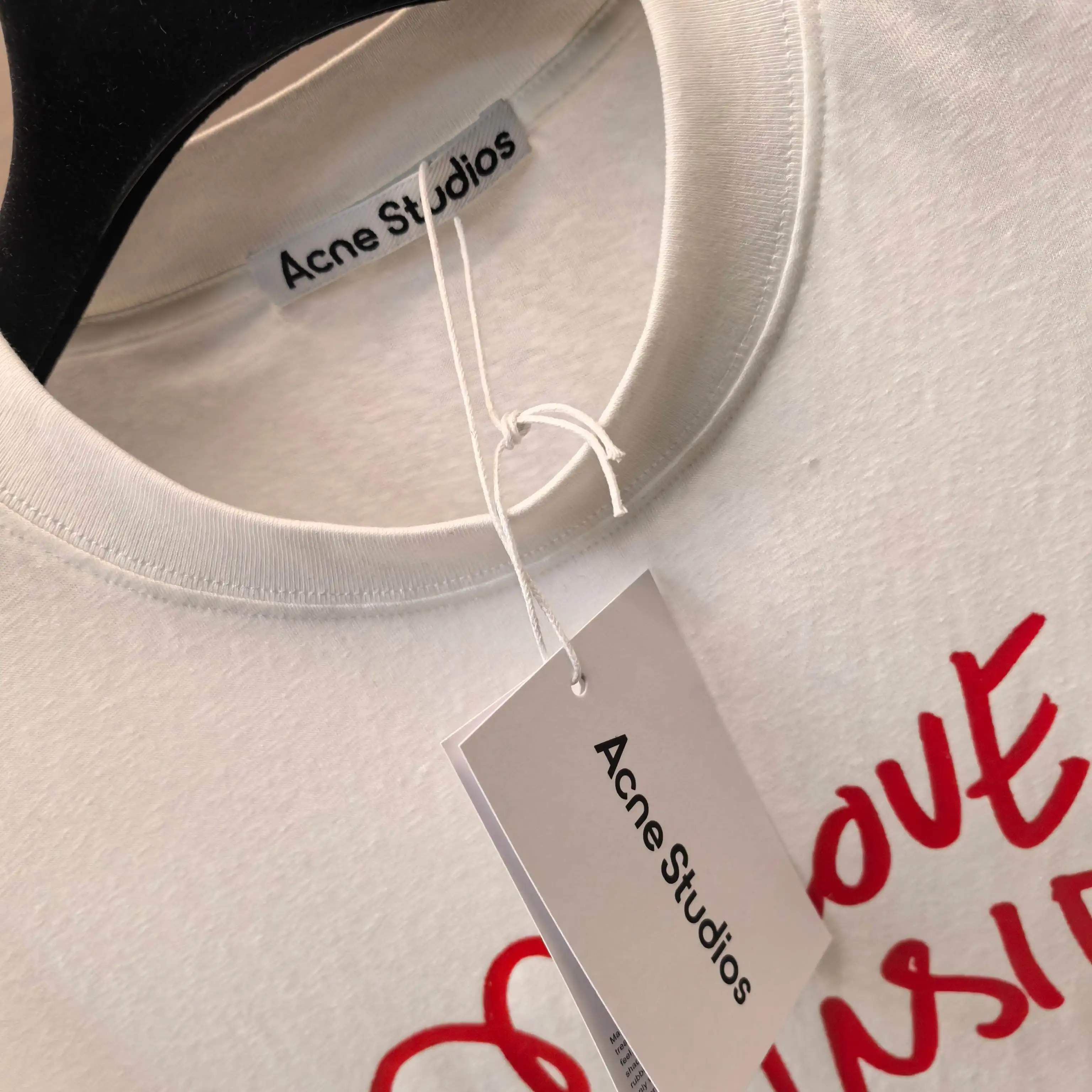 Acne Studios Heart Graphic Long-Sleeve T-Shirt D13522437 — view 6