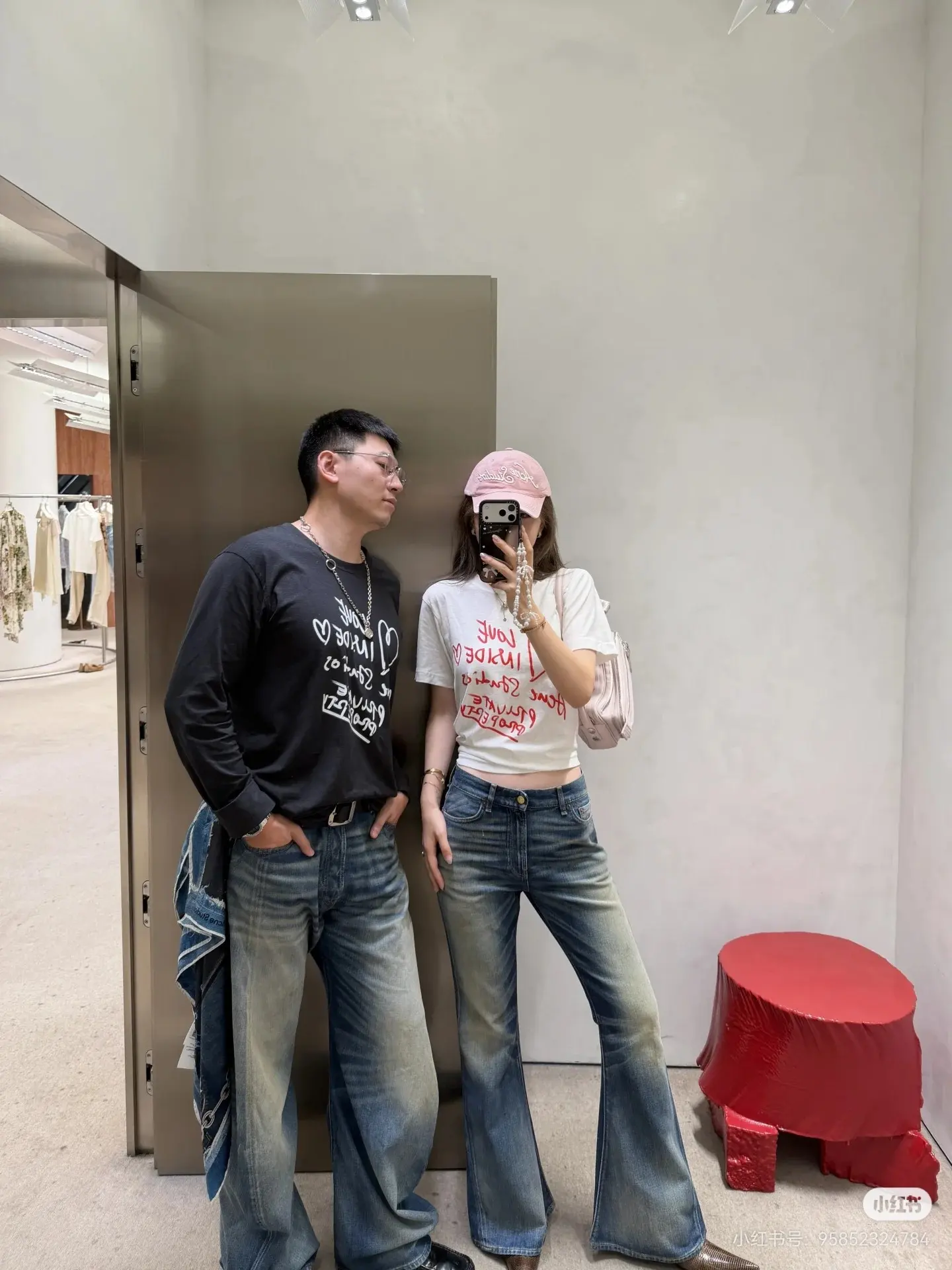 Acne Studios Heart Graphic Long-Sleeve T-Shirt D13522438 — view 2