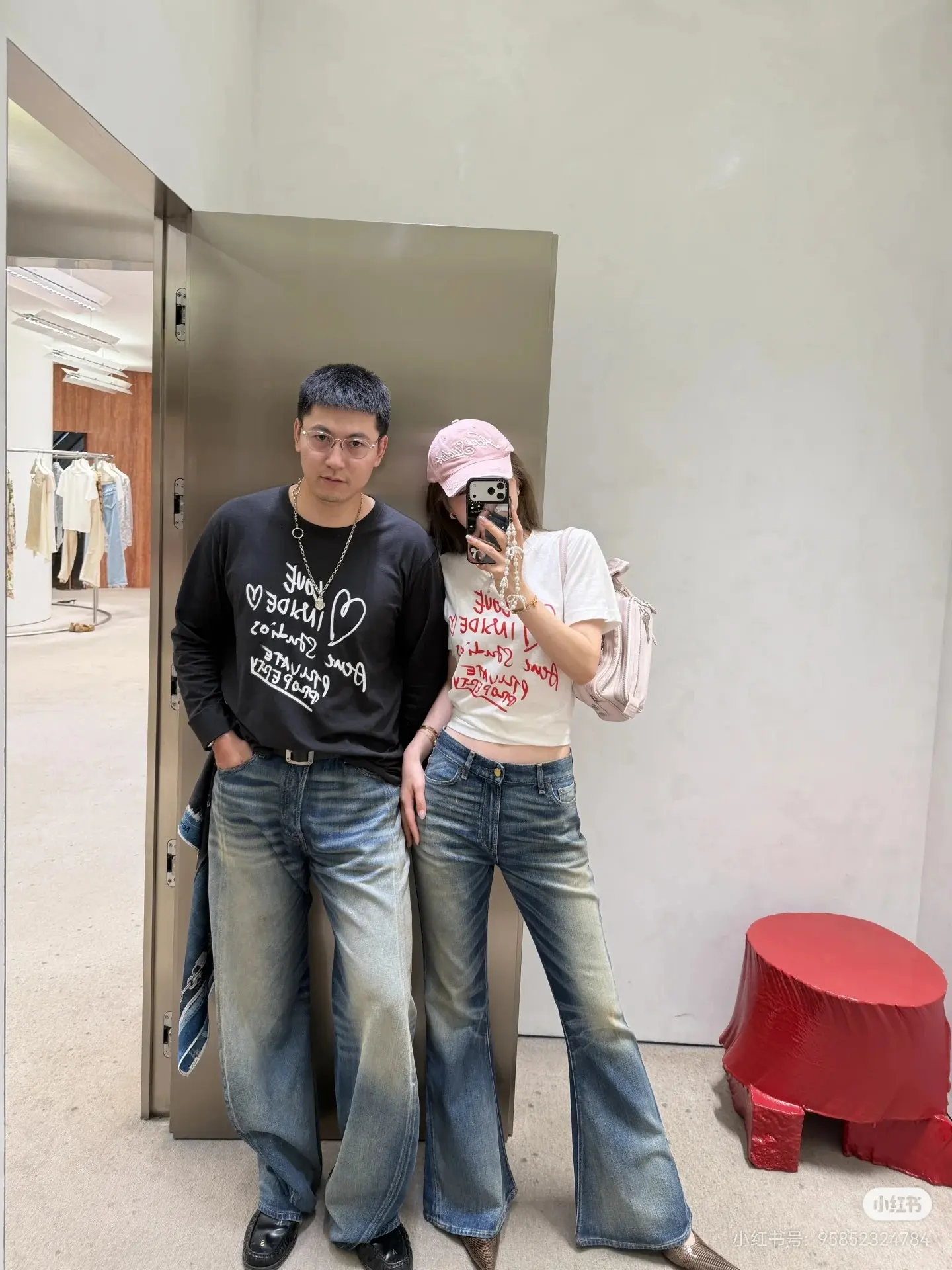 Acne Studios Heart Graphic Long-Sleeve T-Shirt D13522438 — view 3