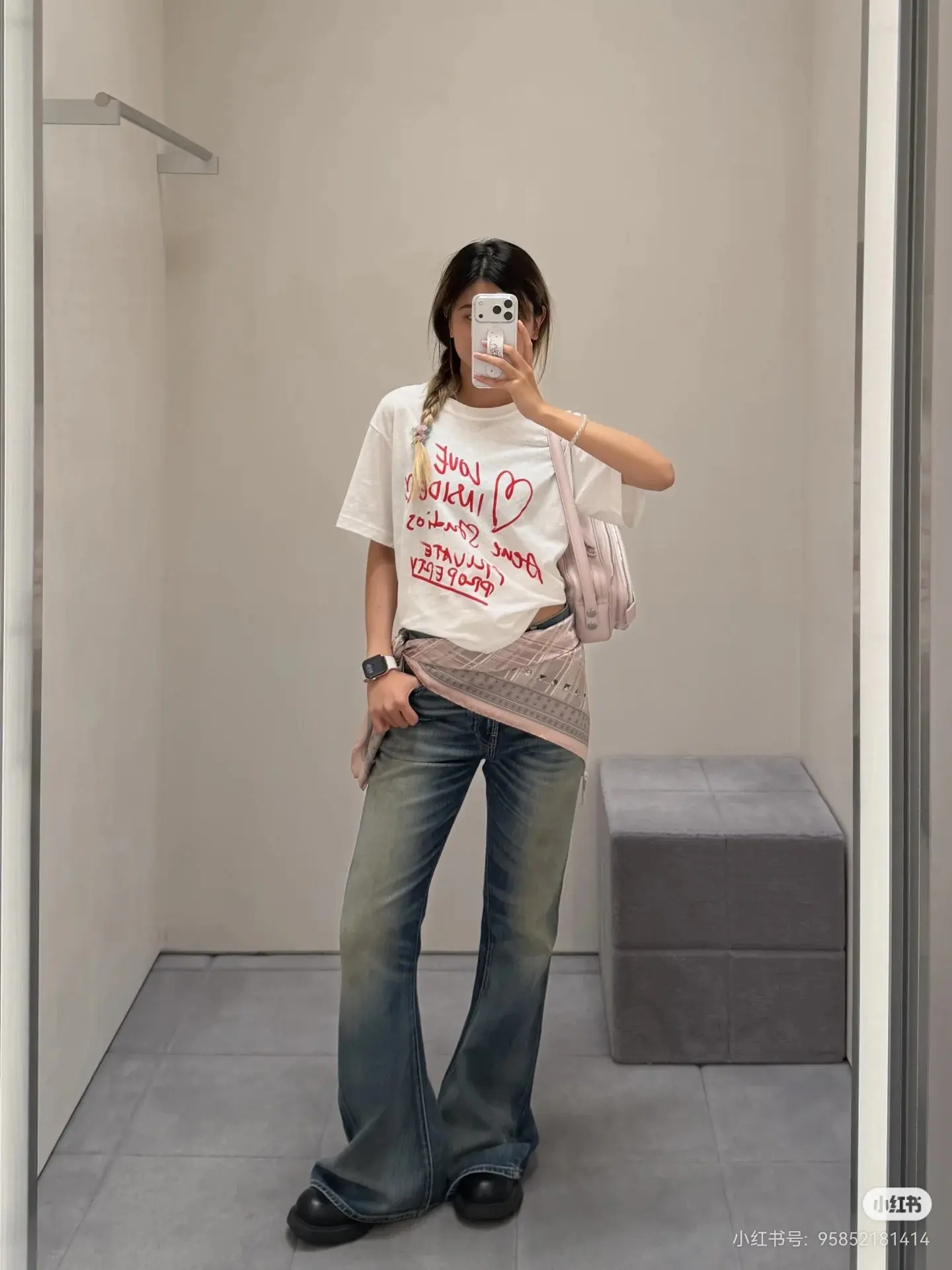 Acne Studios Heart Graphic Long-Sleeve T-Shirt D13522438 — view 6